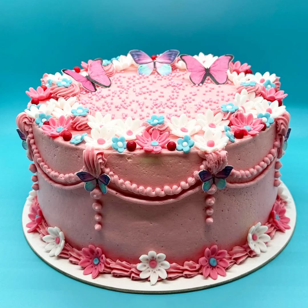 Narození dort vanilka,tvaroh,ovoce #birthdaycakes #vanillacake #sladkepohladi