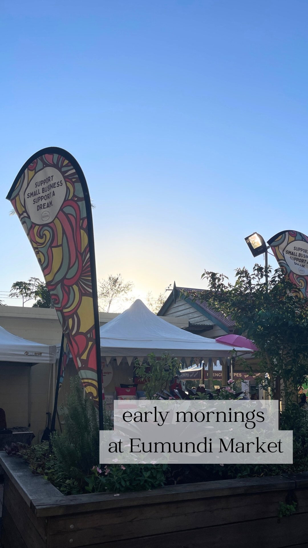 Coffee is ALWAYS the first call when you arrive at @eumundimarkets 🌳 and it’s the same for us. After 2 hours of setting up our stall we head to Richard at Hole in the Wall Coffee ☕️
.
.
.
.
#eumundimarkets ##experienceeumundi
#sunshinecoasthinterland
#noosahinterland #sunshinecoasttourism #noosatourism #eumunditourism #eumundisquare #saturdaymarket #west4th