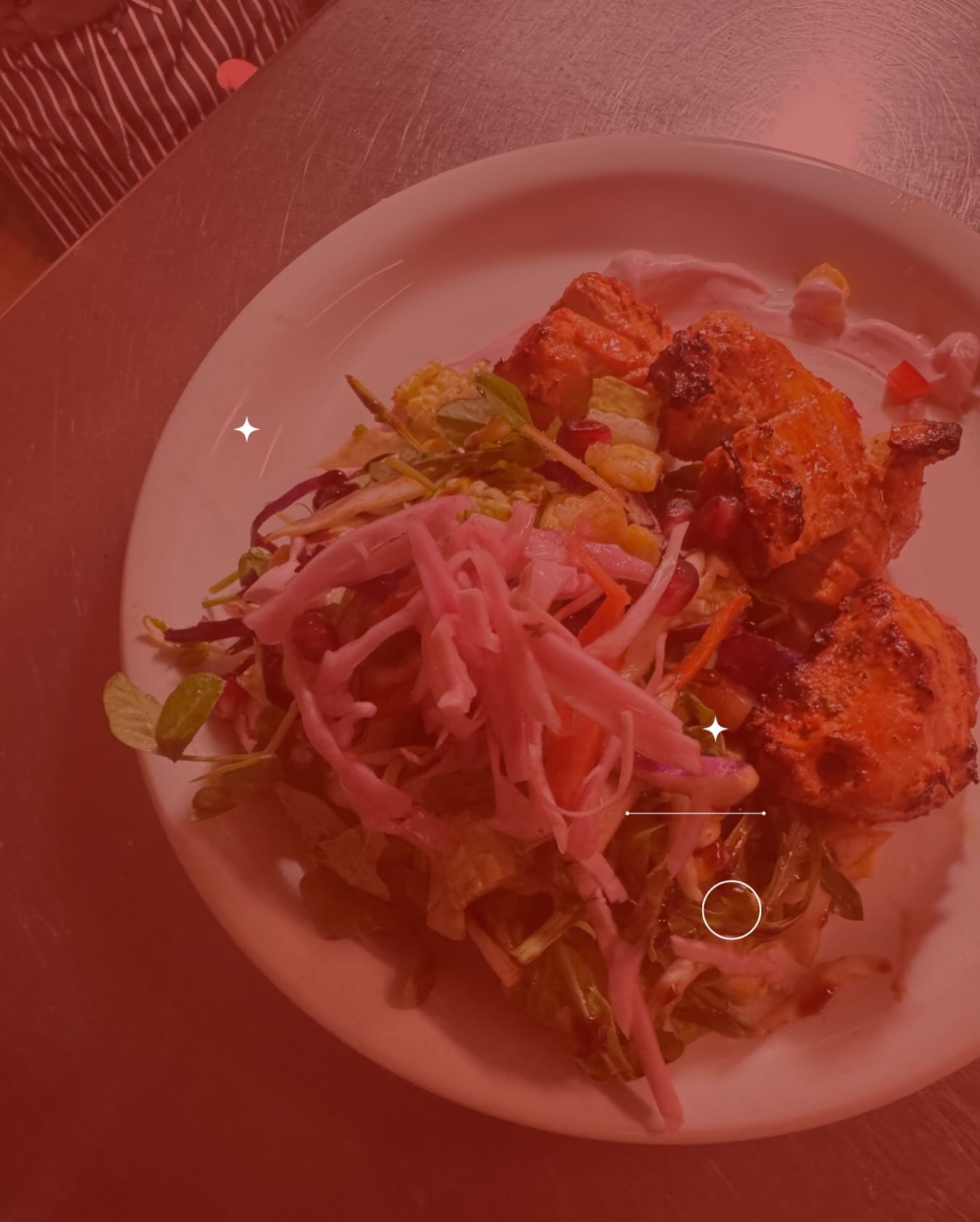 We're not just butter chicken you know ?
Part of our menu at Mantra has things that you wanna eat everyday and something that will get you going thru the day.
This is our Tandoori Chicken Salad mixed wi/ arugula, romaine , pea sprouts , pickled cabbage , peppers corn and pomegranate all finished with a beet labneh and chaat masala vinegrette.
See .... we can be healthy too
------------------------------------------------------------------------------------------------------------------------------------------------------------------------------------------------------------------------------------------------------------------------------------------------------------------------------------------------------------------------------------------------------------------------------------------------------------------------------------------------------------------------------------------------------------------------------------------------------------
#torontofoodie #torontosalads #torontohealthyeats #torontoindian #indianfood #torontoindianfood #torontoindianfoodies #torontorestaurants