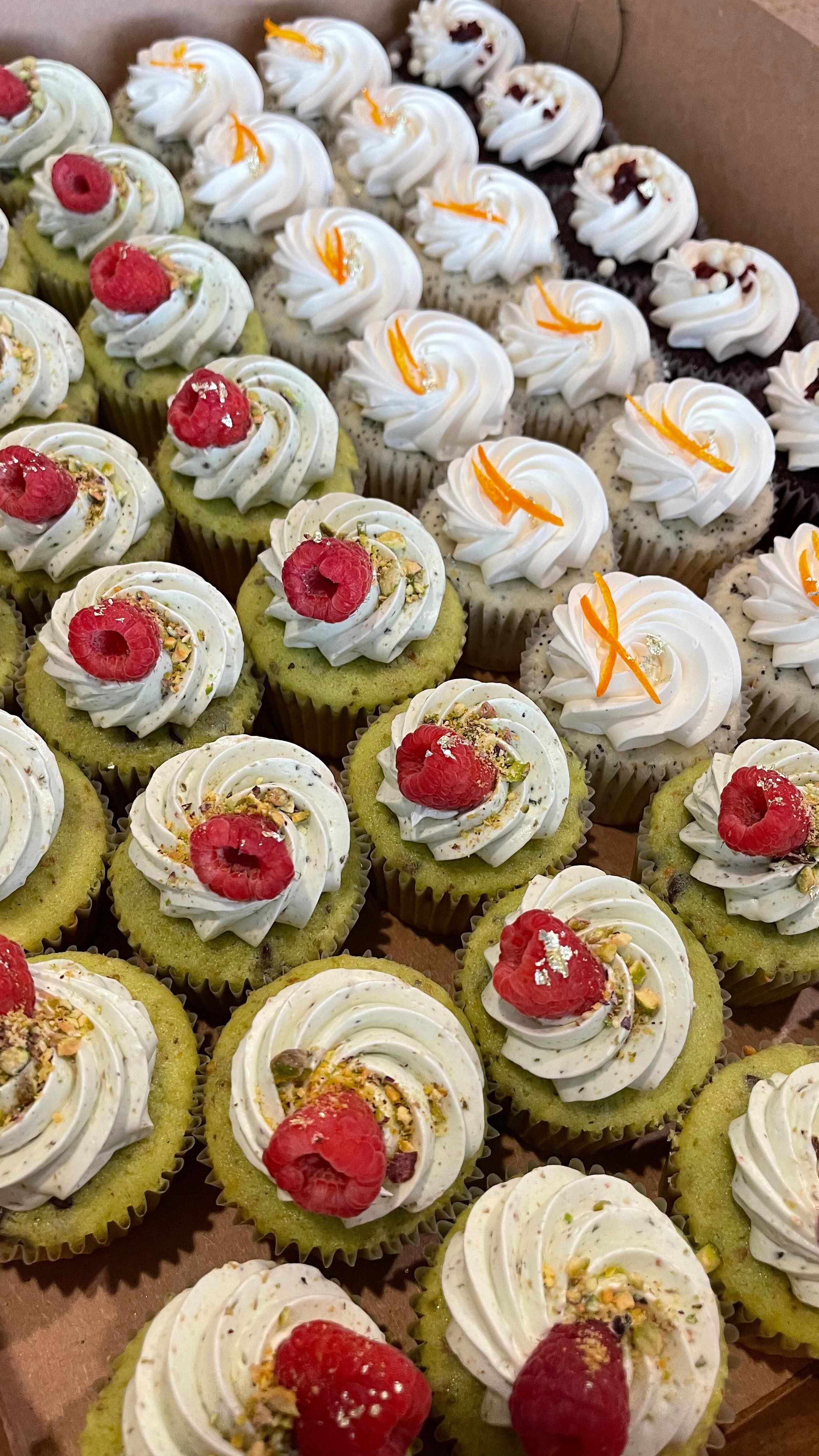 #sugardreamsodeza #cupcakes
.
.
Thank you so much Ms @mohini_singh33 💕💕💕
.
.
.
#cupcakesofig #cupcakesofinstagram #customcupcakes