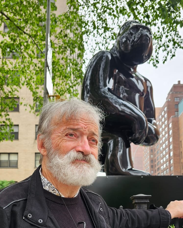 Michel et ses « Fragiles Giants » sont prêts pour le vernissage aujourd’hui à seize heures à Park Avenue.
Michel and his “Fragile Giants” are ready for the vernissage today at 4 p.m. on Park Avenue.
#galeriesbartoux #sculpture #michelbassompierresculptor #newyorkcity