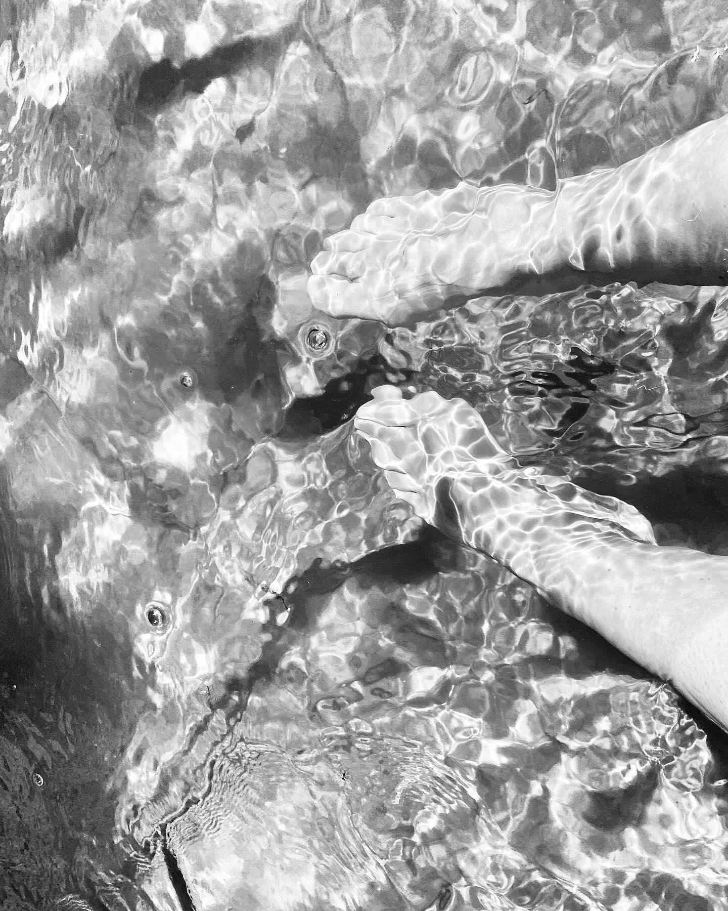 Solo Saturday in the sunshine (and I get to call this home) ☀️ 💕