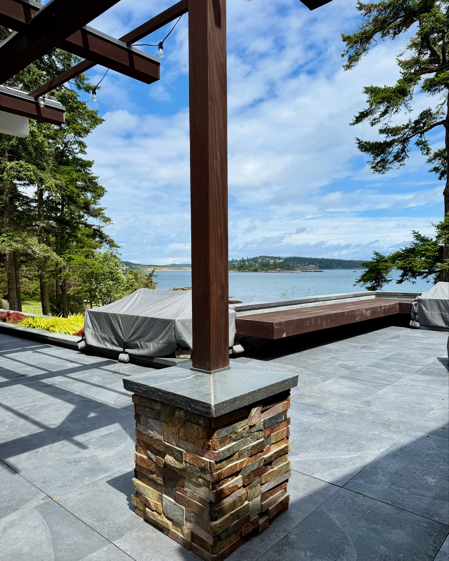 Details details. My favorite thing to do is design incredible details#architecture #architectanddesign #design #residential #pacificnorthwestisbest #customhomes #exteriors