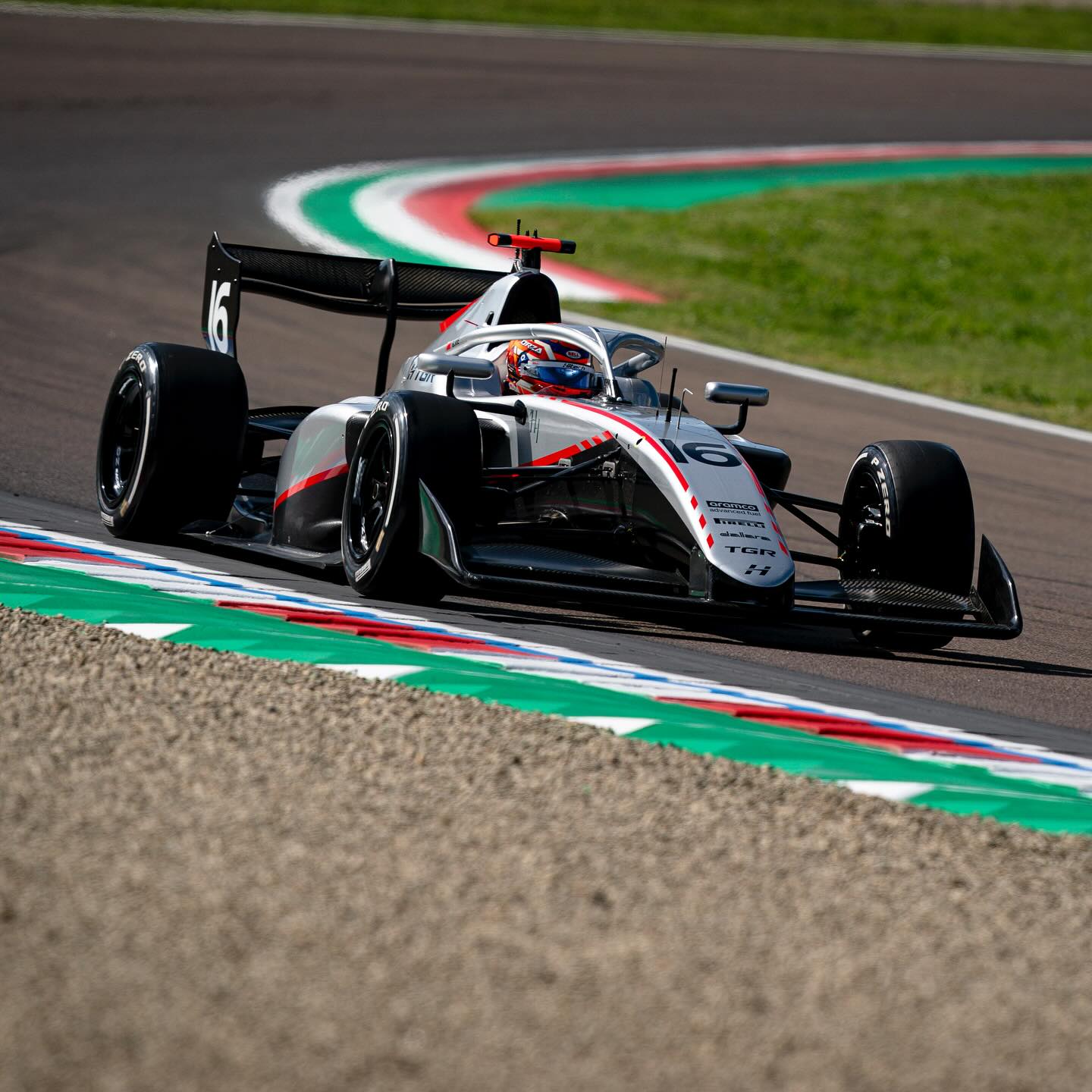 Sprint Race for Day 2 at @autodromoimola. Started P27 and tried to focus on a good start to climb some positions. Had some hard battles and at the end of the race finished P24.
Not exactly the results we were looking but also not gonna give up. Will keep my head up for the feature race tomorrow 💪🏼
#hitech #fia #f3 #formula3 #racer #race #italy #imola #racing #motorsport #racecar #athlete