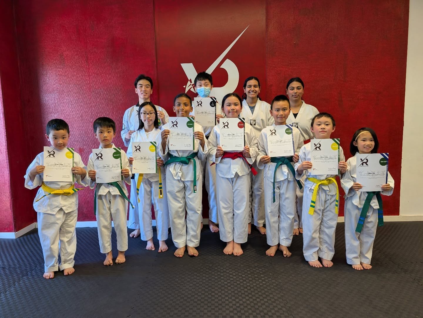 Congratulations to the students who took part in the May promotion test and earned their new belts and stripes! Special congratulations to our newest 1st Degree blackbelt Isaac Kikko and 2nd Degree blackbelt Wiggins Luk!
.
.
.
#vectortrainingcentre #uniforms #martialarts #taekwondo #bctaekwondofederation #tkdcanada #athlete #fitness #vancouver #classes #colourbelt #blackbelt #kick #poomsae #kyorugi #self-defense #promotiontest #belttest