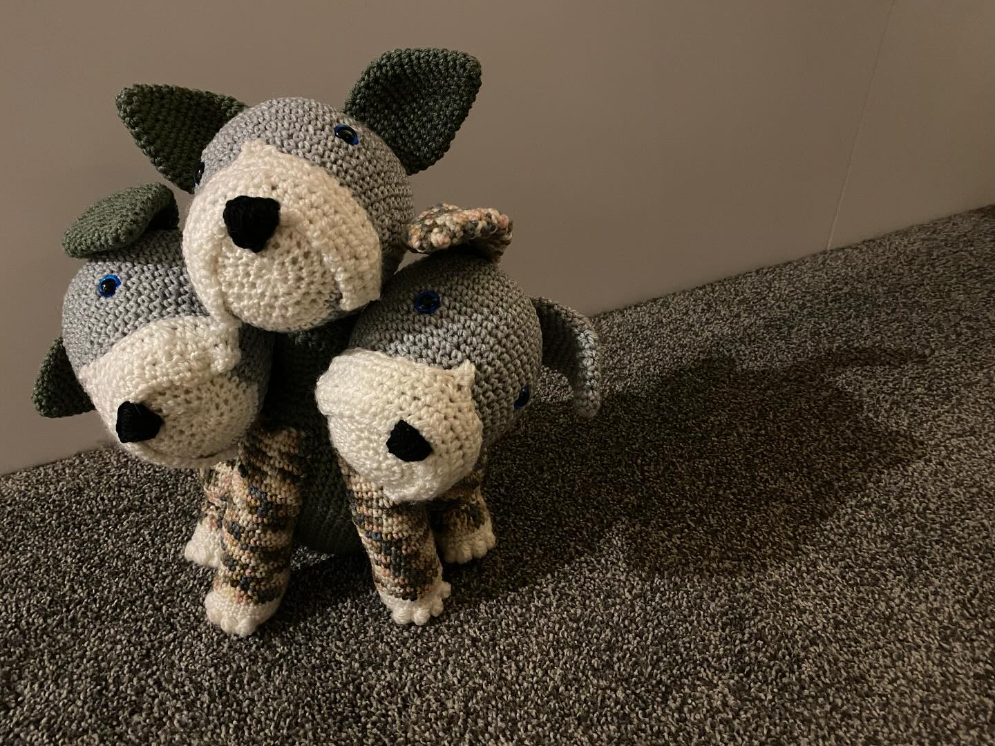 The Cerberus, aka three headed dog, aka Fluffy (if you are a Harry Potter fan) is done. #creatingcrochetcreatures #crochetcreation #mythicalcreatures #crochetcerberus #rescueyarncreatures #rescueyarn