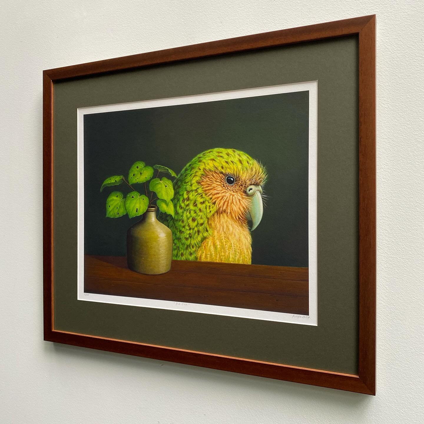 Just a reminder there’s 20% off all Rieko’s framed fine art prints! Including Rieko’s “Ka Ora” limited edition print. In the gallery or at our webstore.
#riekowoodfordrobinson
#wellingtonartist
#newzealandartist
#avonframingsupplies
#nzframers