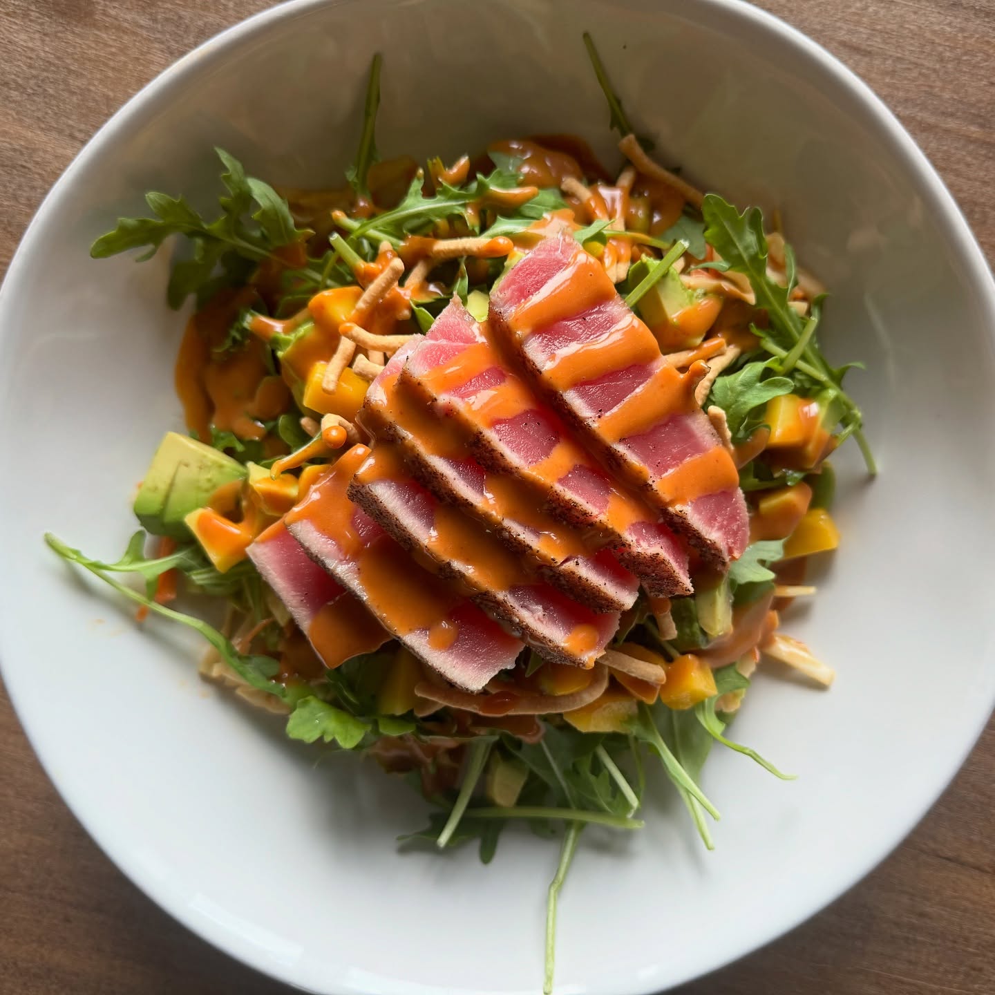 Seared Ahi Tuna Asian Crunch Salad ✨ A long-winded way to say DELICIOUS salad! Super easy to throw together and bursting with flavor and textures that will never leave you feeling like you had “just a salad” 👉🏼Grab the recipe via the link 🔗 in my bio! I’ll also DM it to you if you ask! You won’t want to miss this one, I promise 🐟
.
.
#tuna #ahituna #salad #fresh #healthy #healthyeating #healthyrecipe #healthyrecipes #recipe #recipes #saladrecipe #eatingwell #food #cooking #simplefood #easyrecipes #easyrecipe #delicious #deliciousfood #yum #yummy #yummyfood @samsclub @dolepics