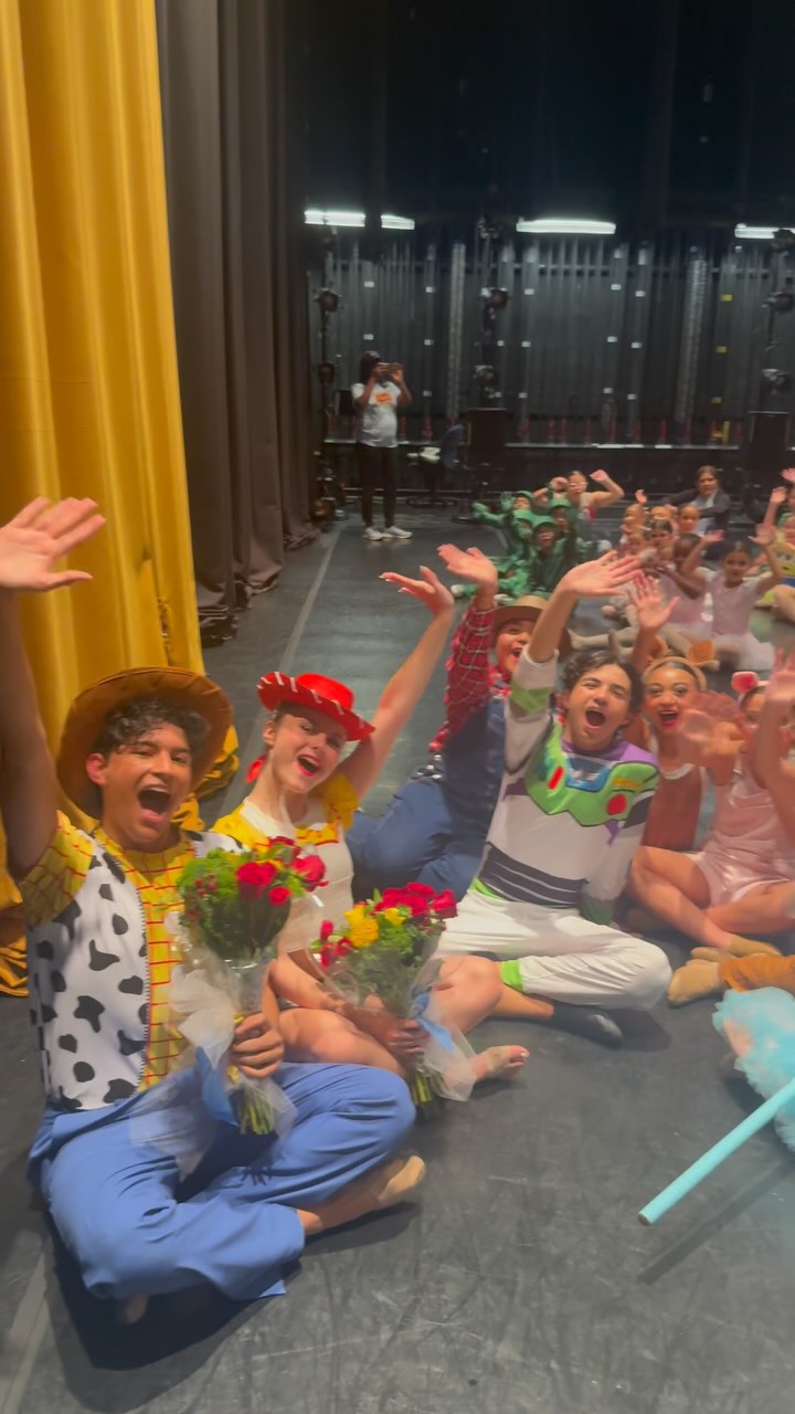 That’s a wrap on You’ve Got a Friend in Me and what a night it was. 💙 This final scream is tradition around here, and somehow it gets more special every year. The energy, the love, the magic on that stage, it was the perfect ending to a season we’ll always remember.
We’re so proud of our dancers for giving it their all. To our seniors, watching you take your final bow was emotional in the best way. You’ve grown up with us, and we’ll always be cheering you on. 💙
To our parents, thank you for your support, your trust, and for letting us be part of your child’s journey. To our teachers, your dedication is unmatched. And to our backstage moms, thank you for being in the wings with us all day long. The show truly wouldn’t run without you.
And to everyone who came out to support, thank you for bringing the energy and love.
Creative Dance Studio isn’t just where we dance, it’s where we grow up together, support each other, and make memories we’ll never forget. 💙
Cheers to the end of an incredible season, and to the people who made it unforgettable 🫶🏼