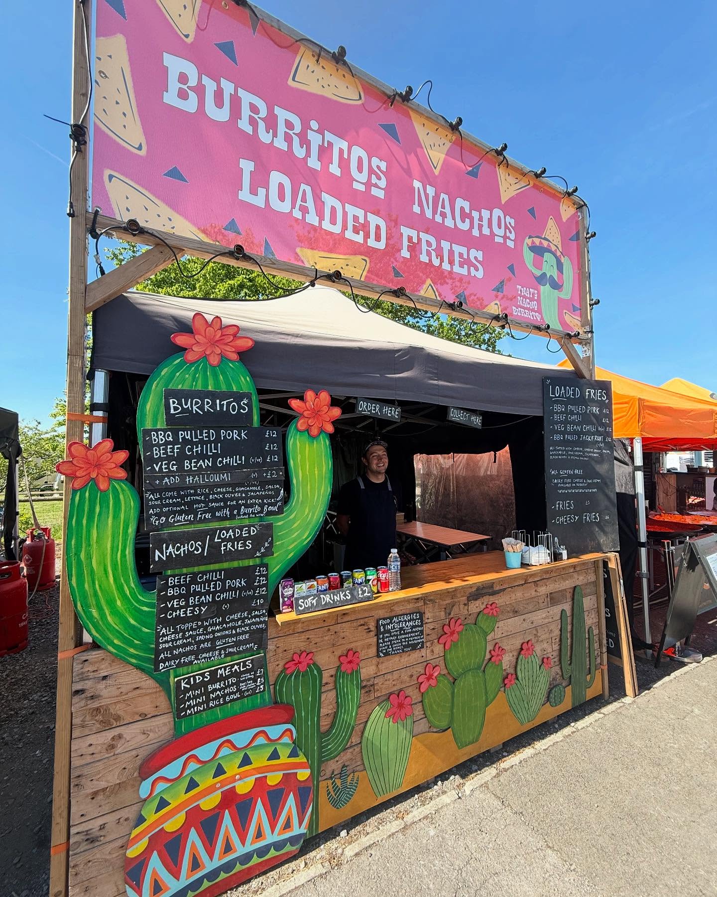 We are back and so happy to say that our summer / festival season is officially underway! The sun is shining, everyone is smiling and we are back at the legendary @devoncountyshow !! Come down over the next 3 days and grab some burritos, nachos or loaded fries!