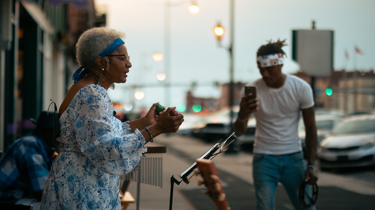 Mrs. Jo Nash graced Augusta with beautiful music on a serene Friday evening, filling the air with soul and elegance. A perfect night where melody met magic.