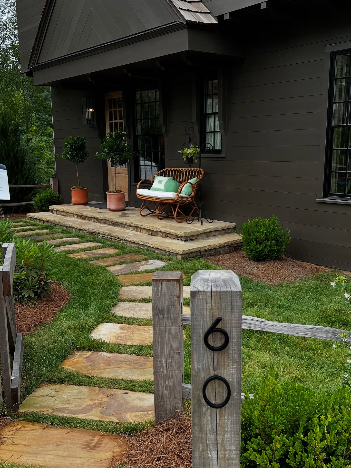 An afternoon well spent at Lake Burton taking in a charming showhouse, boathouse, and tour through the future development. I appreciate how the designers captured that signature GA mountain tranquility. Calming & Captivating.
Shout out to my sis @thenbdesignstudio for a job well done! 🙌🏽
#retirementgoals #burtonshowhouse #atlantahomesmag #lakeburton #gamountains #appalachianmountains #ansleyrealestate
A few of my faves (in order of appearance)💕🤩
@thenbdesignstudio | @duffeyscottinteriors | @taylorsteendesign | @csocciinc | @heatherwreninteriors | @michelegratchinteriorsllc | @linenandflaxco | @elizabethjoiceinteriors |@michelejohnsoninteriordesign | @bbdgdesign