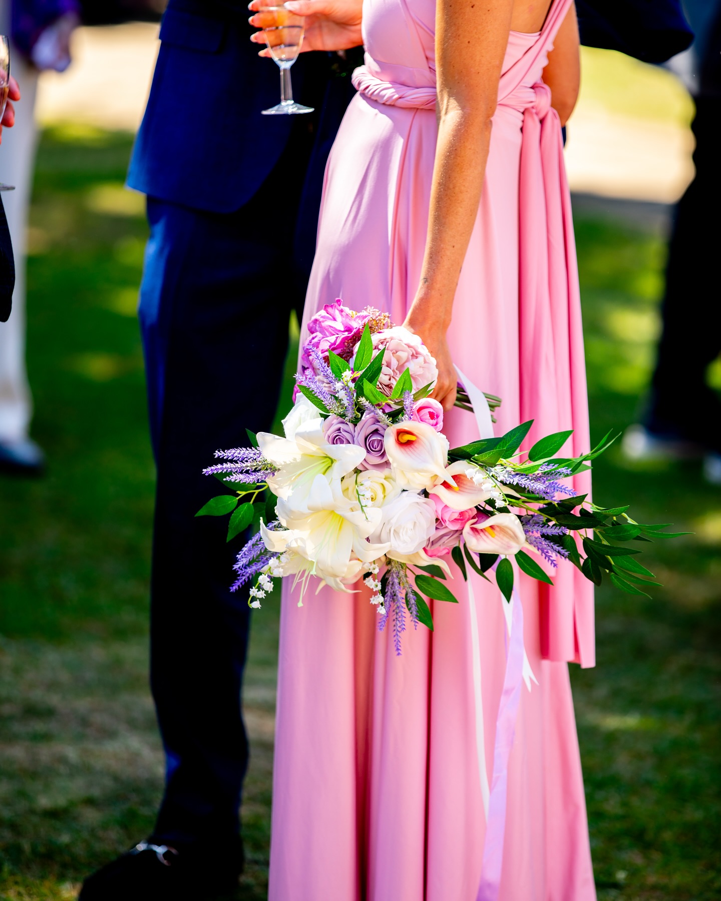 I’d like to take a minute to shine a light on one of my bride’s little businesses…🥰
Kayleigh of @kreations_2021 put her heart and sole into designing and DIYing EVERY single little detail that went into her wedding. She used her skill, talent and dedication to making her pink wedding perfect. And it was 💕
I’ve never known a bride design and DIY every little detail, INCLUDING her own bouquet and this is something I felt passionate about sharing and spotlighting.
Please check out Kay’s little business, she can create literally anything and she does this with such passion 💜
So if you’re after little bits and pieces for your wedding, just check out what she can do ➡️ @kreations_2021
.
.
.
.
#businessspotlight #theviewwelwyn #theviewwelwynwedding #pinkweddingflowers #pinkweddinginspiration #pinkweddinginspo #pinkweddingtheme #pinkweddingdecor #weddingbouquetinspiration #diybouquet #diyweddingdecor #colourfulweddingphotography #hertfordshireweddingsuppliers #diyweddingideas