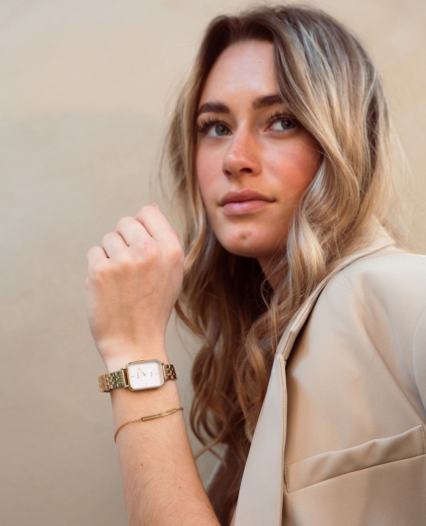 Classic tones, timeless attitude. Let your wrist do the talking. 💫