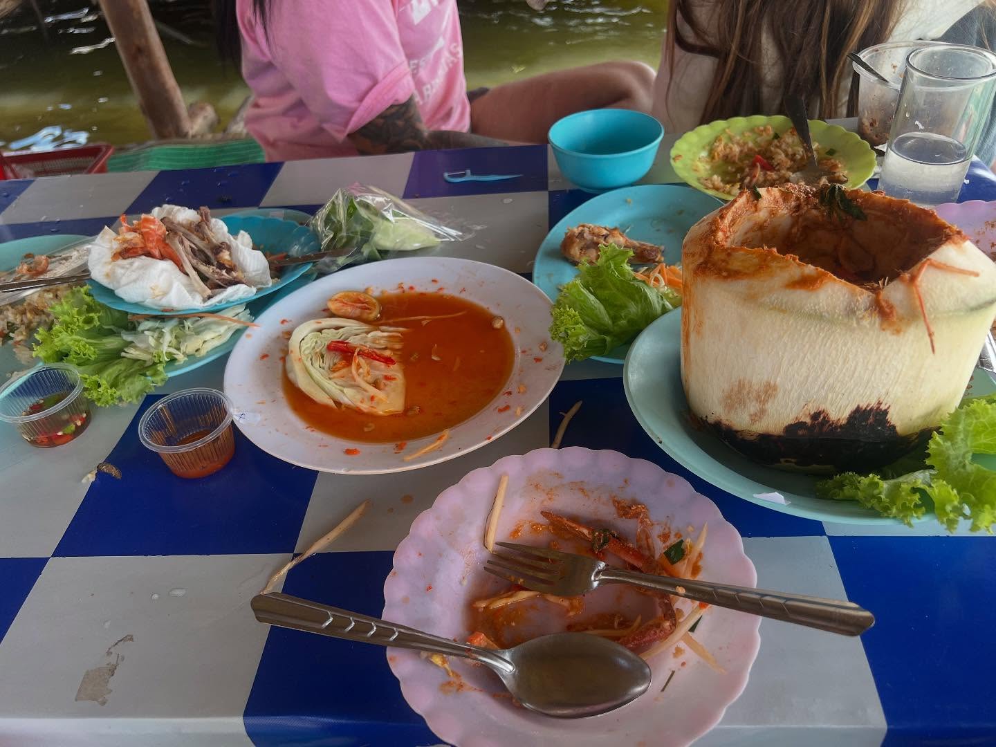 Sundays well spent at Huay Tung Tao Lake!
Good food, great company, and the perfect place to relax and recharge just outside Chiang Mai. Nothing beats this view, a cold drink, and the sound of nature all around.
#HuayTungTao #ChiangMaiVibes #SundayChill #ThailandNature #HiddenGemThailand #ChiangMaiLife #LakeDays #TravelThailand #LocalSpots #RelaxAndUnwind #WeekendGoals