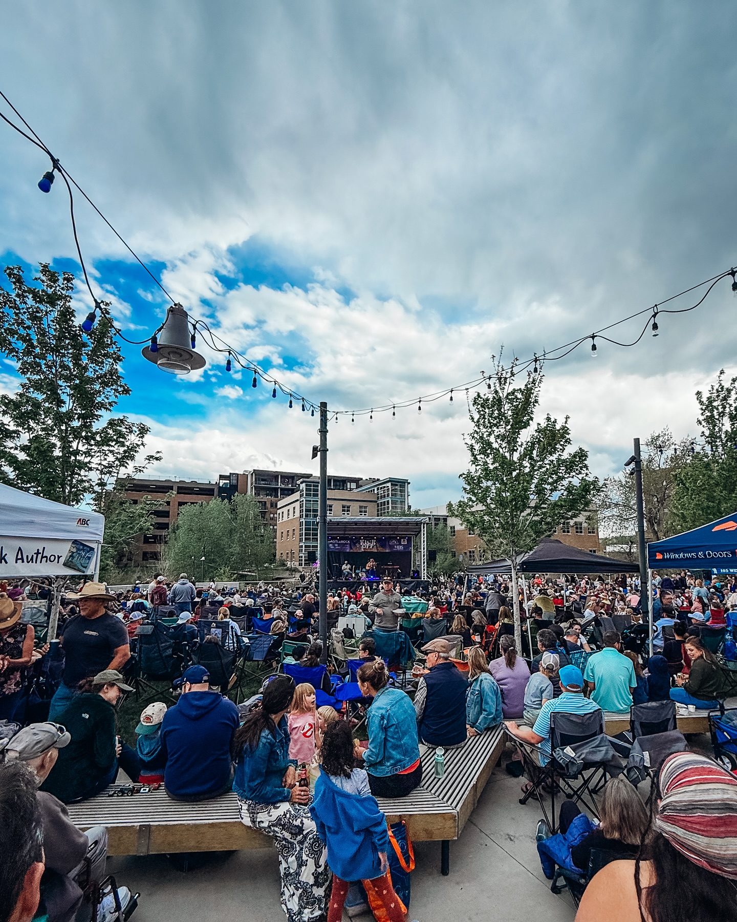 Scenes from the Spring Kickoff Concert in Downtown Castle Rock 🎸
Thank you for kicking off the season with us! Cheers to a fun beautiful summer ahead ☀️