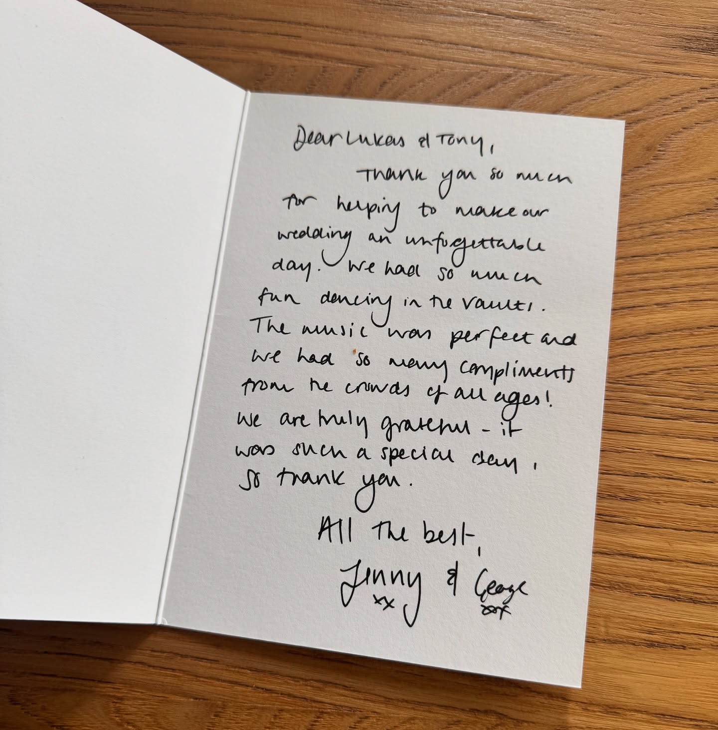 Jenny and George took the time to write to @lukekosardj @ @tonytnanton send some love. A pure pleasure to be part of happiness….. Thank you for entrusting @sugarbumps_events ❤️❤️❤️ #muchlove #joys #marchwedding #oxford