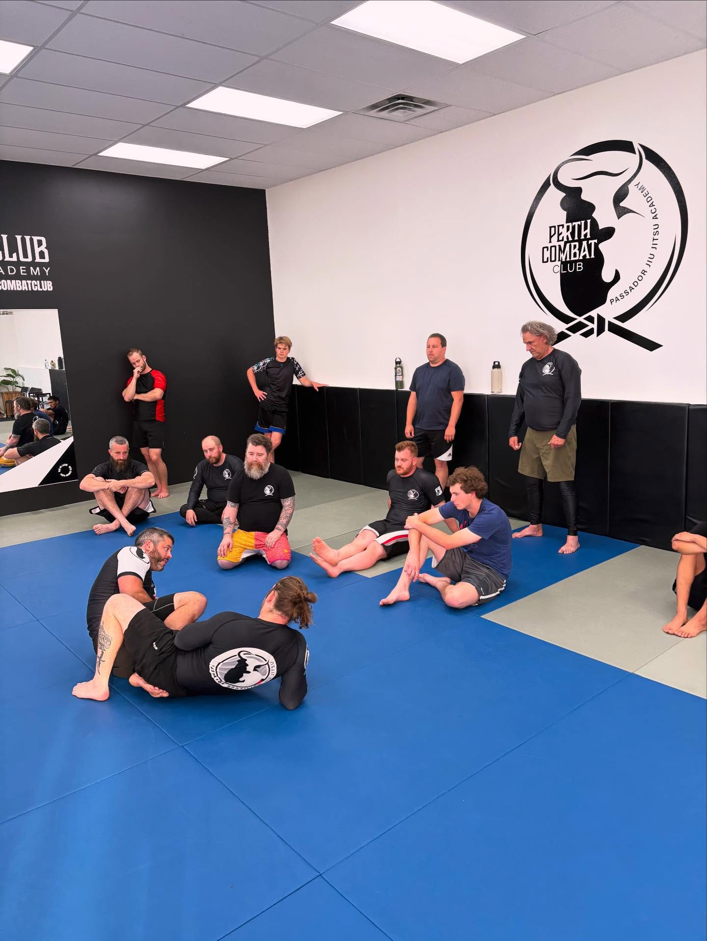 Playing footsies with coach @m_mckenna85 . #bjj #nogi #leglocks