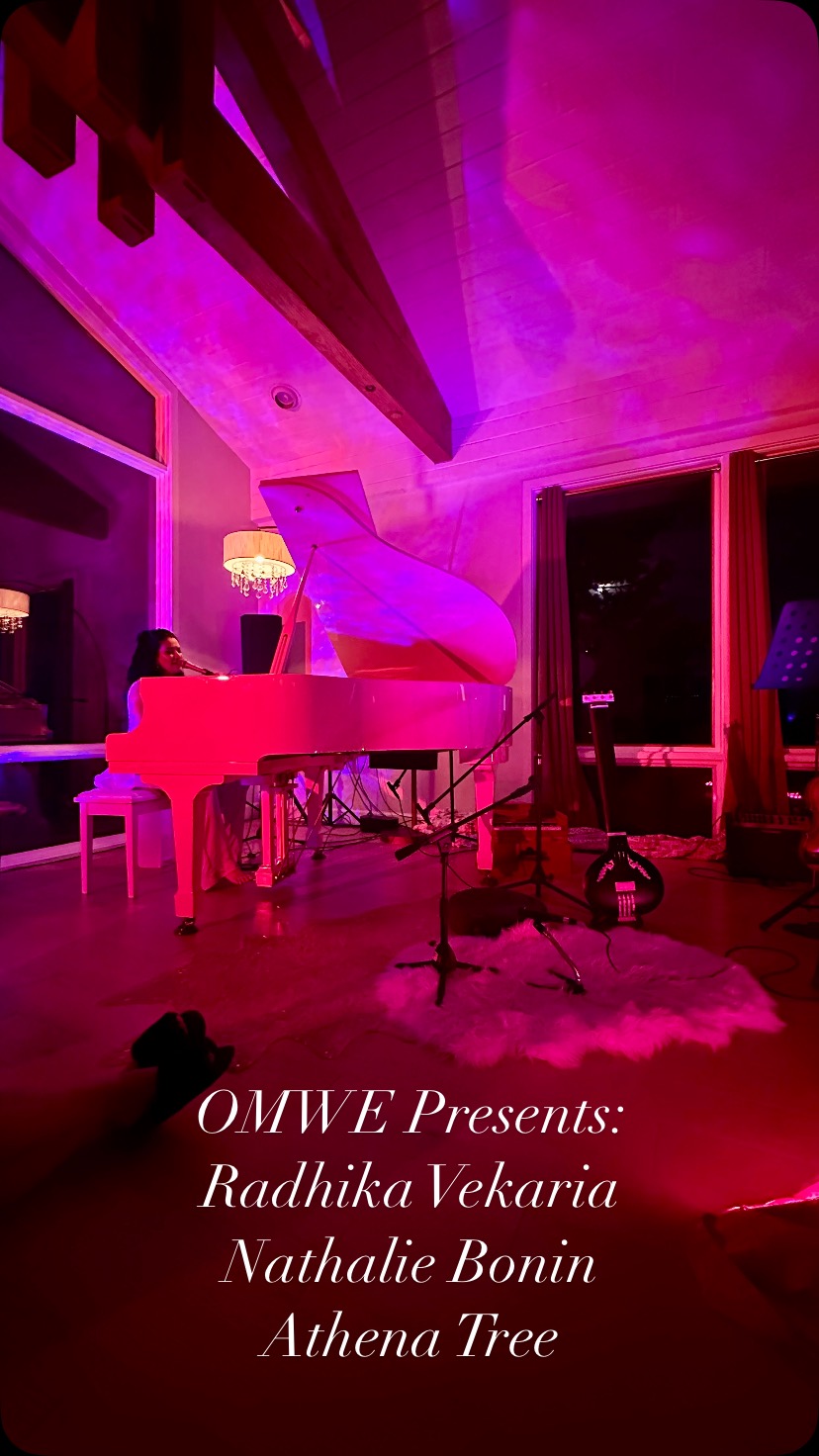 So grateful to host Radhika Vekaria, w/special guests Nathalie Bonin & Athena Tree in our debut OMWE event in Sedona ✨ A magical, elegant night of music, delicious elixirs and hors d’ouerves, harp-accompanied mingling in the gardens, and intimate conversation with the artists. Thank you to everyone who joined us, to Three of Cups catering and @lefaystudios sound engineering. 🌈🎶
Stay tuned for more high vibe productions by OMWE and collabs with @radhikavekaria_ and @nathalieboninmusic ❤️
———
OMWE is a production company based in Sedona, AZ, focusing on the empowerment of sacred expression through transformative creations, events, film & music. Founded by Starry Venus & Kira Mele.
Radhika Vekaria is a Grammy-nominated artist, pianist & vocalist bringing soul-stirring East-West fusion music inspired by the Vedas.
Nathalie Bonin is a Grammy-winning composer & violinist who blends the power of live music and storytelling to ignite transformation.
OMWE
WEOM
MEOW
#omwe #starryvenus #athenatree #radhikavekaria #nathaliebonin #violin #piano #handpan #sacredsong #grammywinner #sedona