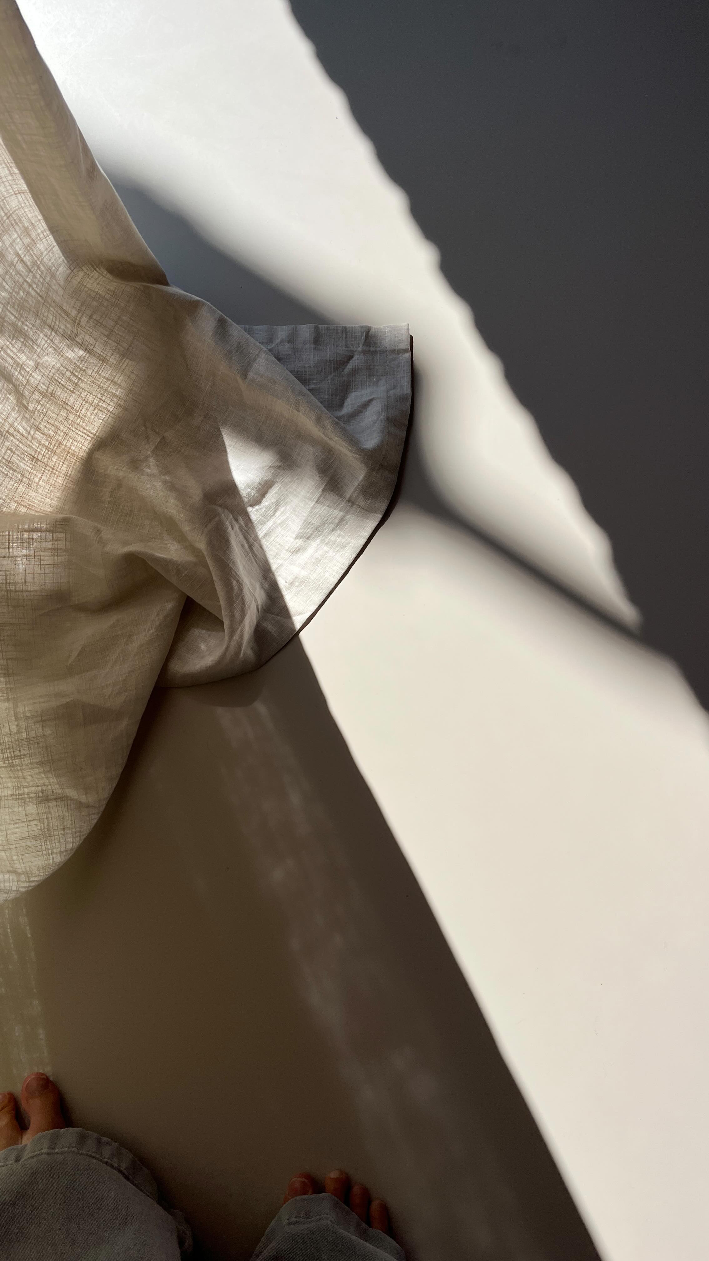 Doors wide open during this lovely day today. 🌞 #fotostudio #photostudio #daglichtstudio #daylightstudio #haarlem #fotografie #photography #shootlocatie #shootlocation #photospace #haarlemvenue #amsterdamvenue #rentallocation #verhuurruimte