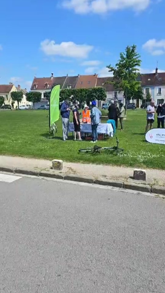 "Mai à vélo" 🚲 @valdeuropeagglomeration