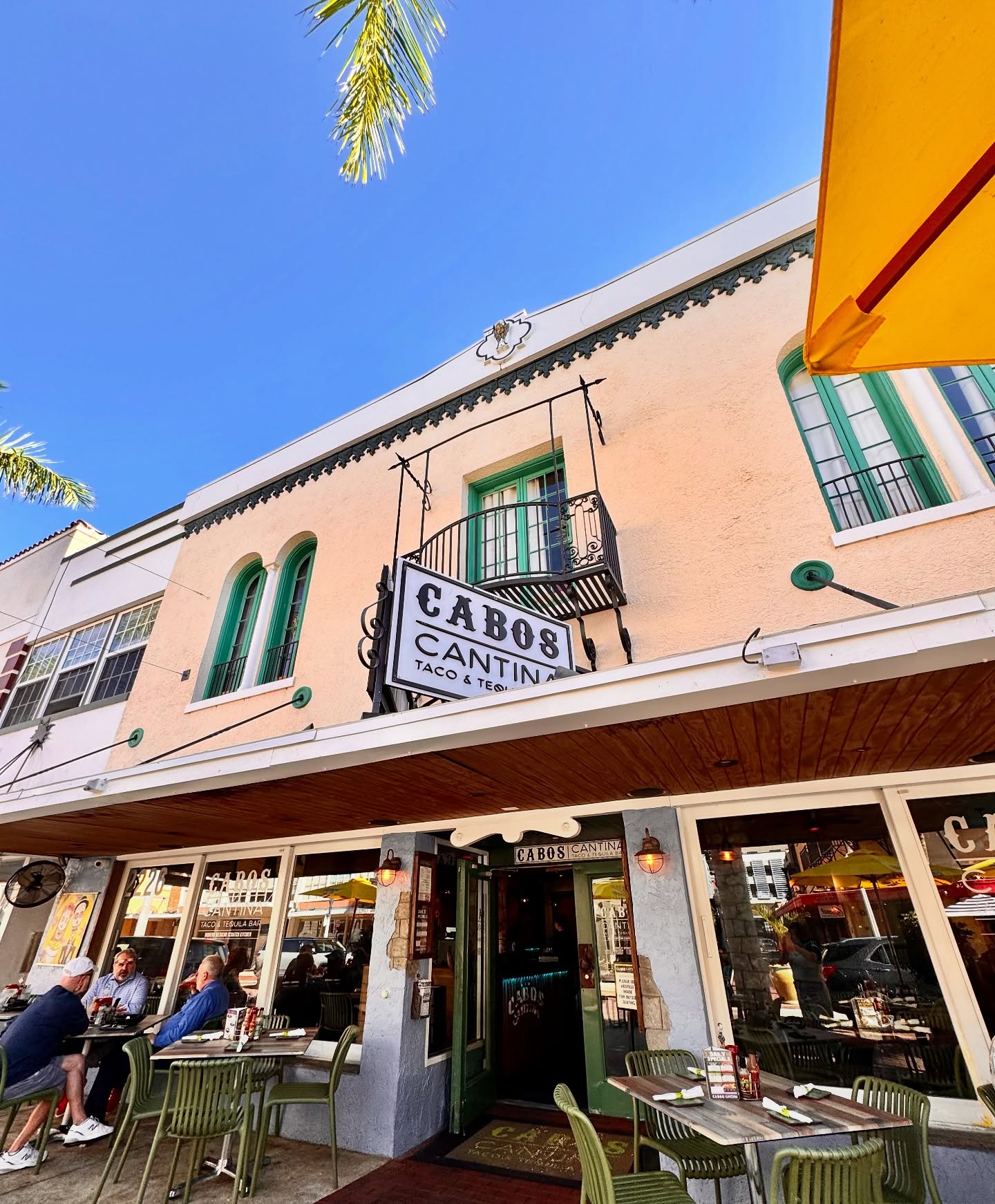 Make it a family night out this Music Walk Friday! 🙌
Swing by Cabos for our signature street tacos 🌮 before soaking in the live music and vibrant energy of historic Downtown Fort Myers! 🎶
.
.
.
.
#cabos #caboscantina #downtownfortmyers #musicwalk #fridayvibes #familyfun