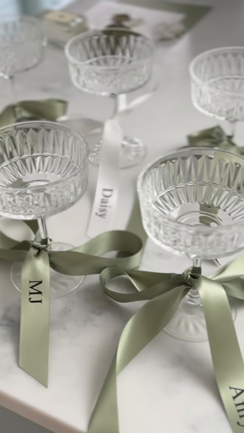 This is your permission to celebrate yourself — to feel every emotion as it hits you, because this day is yours, and it’s finally here! 🍾 ✨
#bridalmakeupinspo #bridalmakeupartist #sussexwedding #sussexweddingvenue #surreyweddings #surreyweddingvenue #hampshireweddings #hampshireweddingvenue #sussexmakeupartist #surreymakeupartist #hampshiremakeupartist #bridalmakeup #sussexweddings #surreyweddingvendors #sussexweddingsuppliers #surreyweddingvendors #naturalbride #naturalbridalmakeup #classicbride #bridesmaidmakeup #luxurybride #2025bride #2026bride #engagedandplanning #brightonmakeupartist