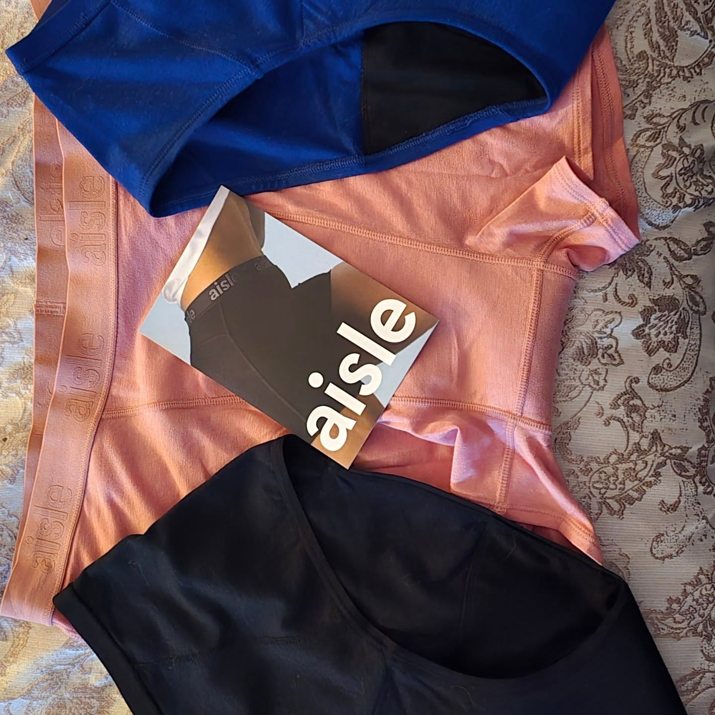 SO excited to try out @periodaisle undies for the first time!! Got a couple weeks left to go, but they feel so soft & comfy! It's the most I've looked forward to my period...possibly ever 🤣
#Canadianbrands #nochemicals #pfasfree #period #periodpanties