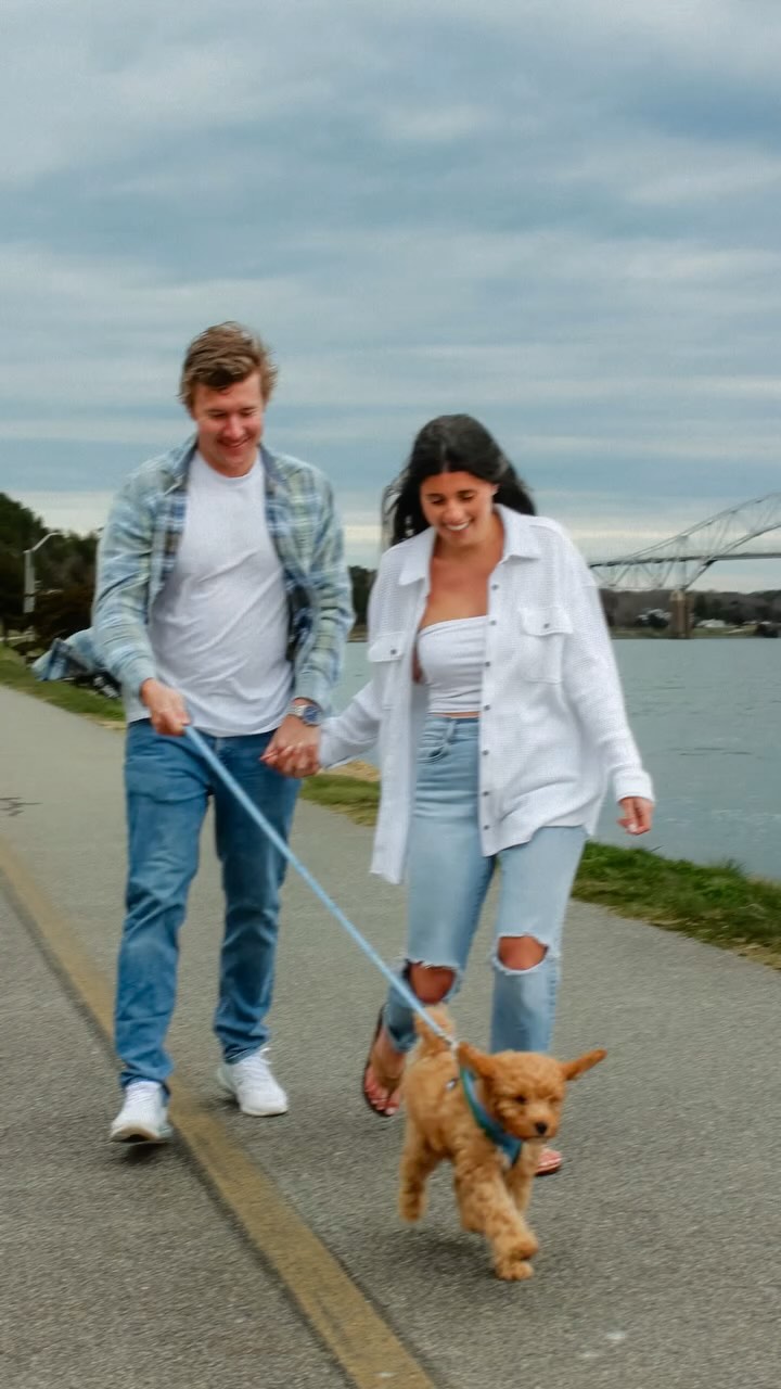 Where are my Cape Cod couples at?
.
.
.
#photography #capecod #couples #photoshoot #couplegoals