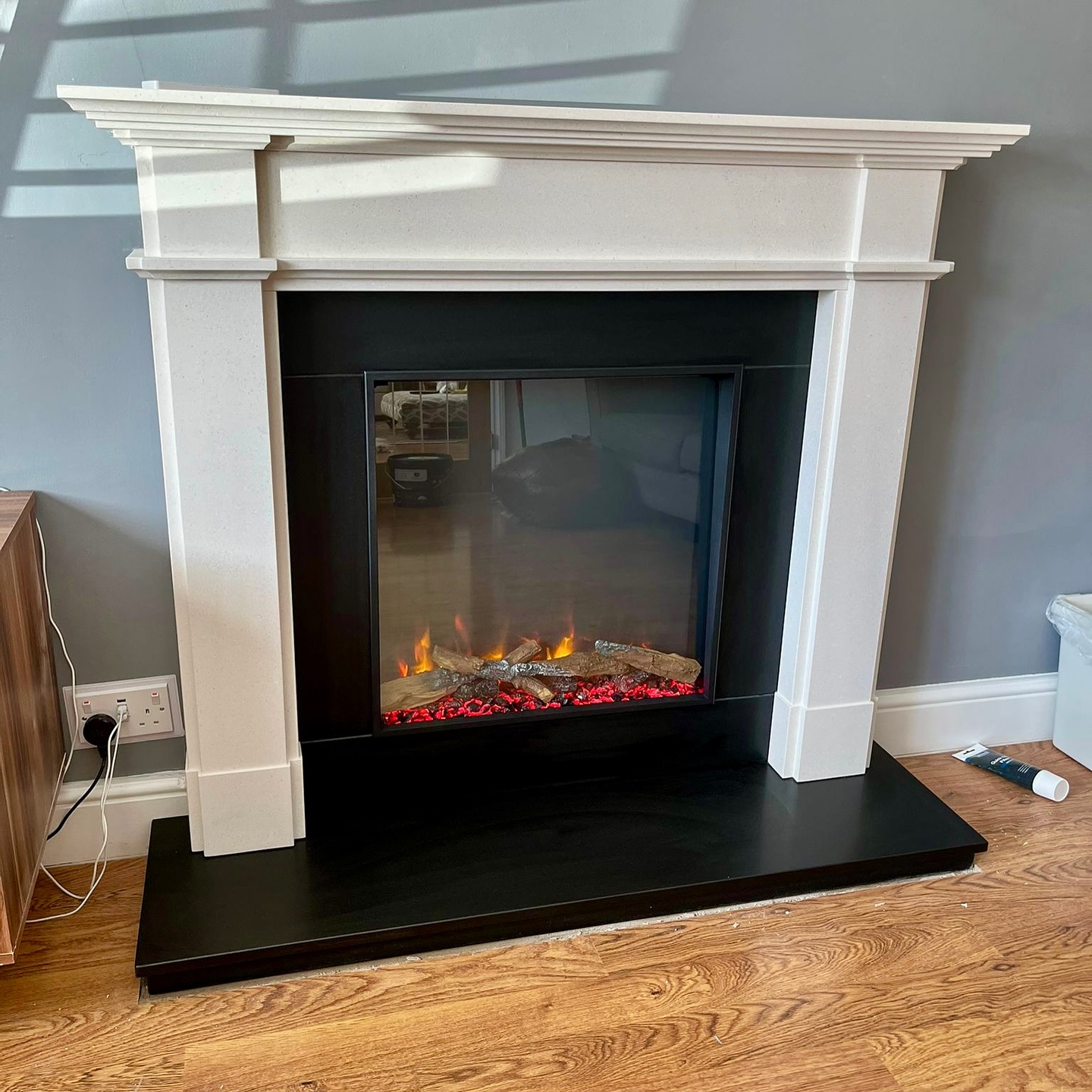 A @stovaxgazco eStudio 60R electric fire installed for our clients in #DA4 with an @fdcukltd Ascot mantel in Aegean Limestone with honed granite slips and hearth.
Want to start your fireplace journey with us? Visit our Bexleyheath showroom and let our team design your dream fireplace 🔥🧡
#southdarenth #dartford #electricfireplace #electricfire #traditionalinteriors #interiordesignkent #interiordesign #fireplaceinspo #bexley #bexleyvillage #bexleyheath #sidcup #neweltham #chislehurst #bromley #orpington #welling #abbeywood #erith #southeastlondon #kent #fireplaceshowroom