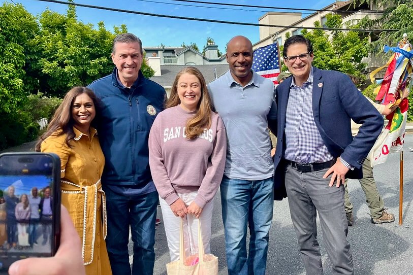Always an amazing time at the Hometown Days parade in San Carlos. Good to see a fellow Serra alum join the festivities! And we were all thinking of Linda Teutschel today. #SanCarlos #CA15
