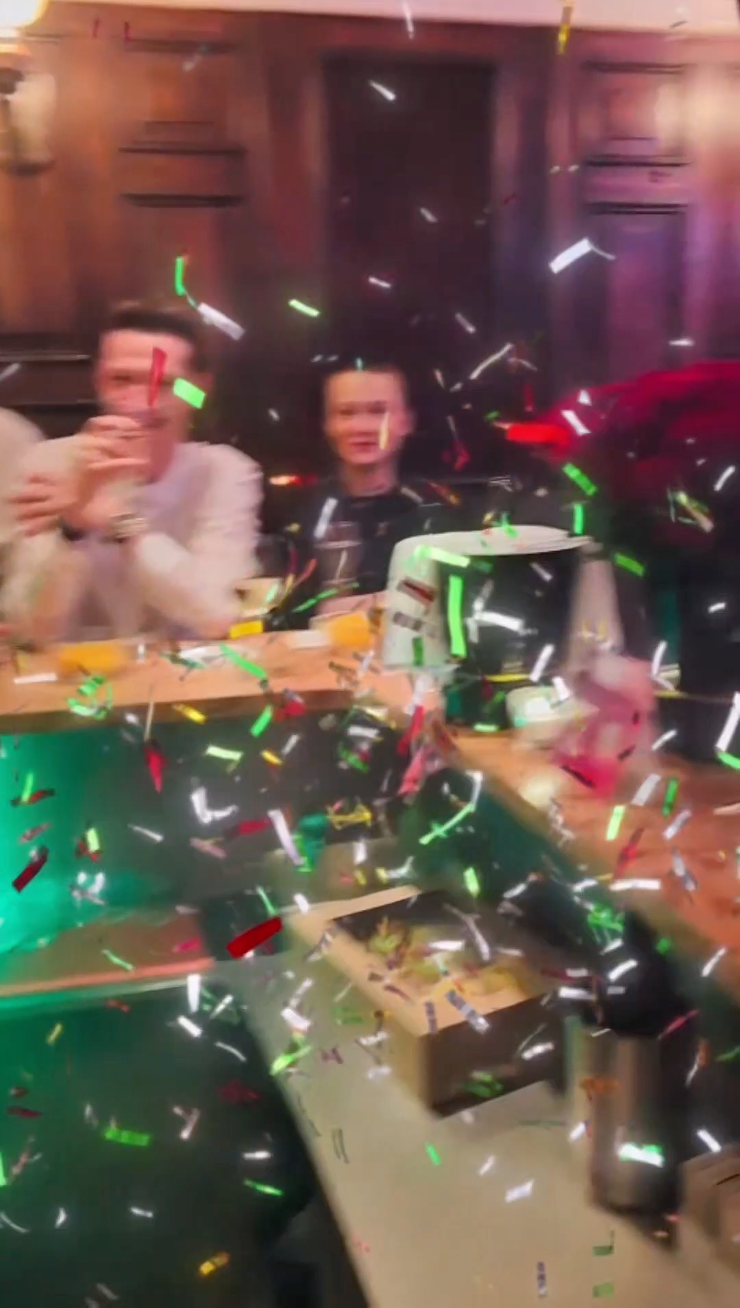 It’s Niki’s Day 🎉
Geburtstag im Predigerhof 🍸 – laut, bunt & voller Liebe ✨
Let’s party all night long!
#BirthdayVibes #PredigerhofGayBar #ZürichNights #QueerJoy #PartyTime