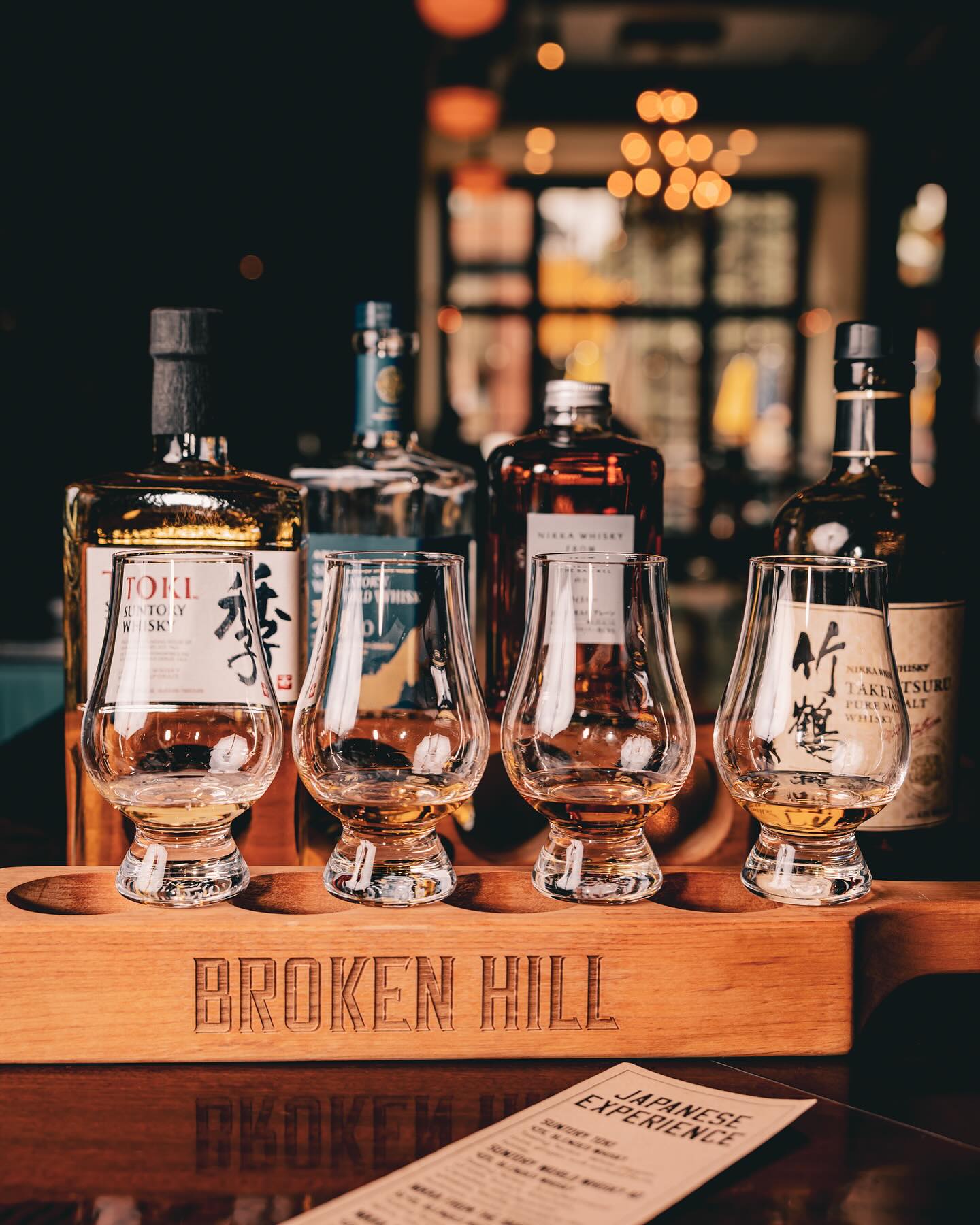 The Japanese Whisky Flight!
@nikkawhiskyglobal
@suntorywhisky