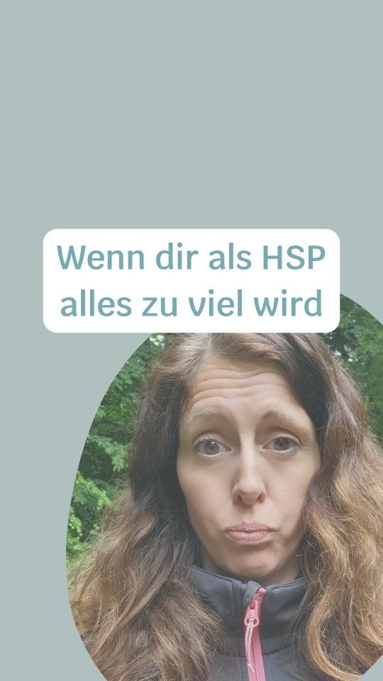Als HSP kennst du diese Momente bestimmt auch: Du merkst, dass dir gerade alles zu viel wird und du am liebsten fliehen, dich in Luft auflösen oder schreien möchtest. Anstatt dich dafür zu verurteilen oder zu erstarren, kannst du Folgendes tun.
Das kann helfen:
- Situation (wenn möglich) verlassen (Gang zum Klo ist immer möglich!) wenn auch nur kurz, um innezuhalten und deine Möglichkeiten zu evaluieren.
- verurteile dich nicht, sondern zeige Verständnis mit dir und deinem sensiblen Nervensystem: Es ist ok, dass mir alles zu viel wurde. Was kann ich tun, um mich zu beruhigen?
- Beruhige dein Nervensystem: gehe in die Natur oder schau aus dem Fenster, mach die 5-4-3-2-1-Übung (siehe früheres Reel von mir), mach eine Atemübung (z.B. langes Ausatmen), erde dich (auch ein separates Reel)...
- Passe deine Planung an: was kannst du streichen oder ändern, um dich zu entlasten?
- Wer kann dich unterstützen? Schäme dich nicht, um Hilfe zu bitten!
Brauchst du Begleitung in diesem Prozess? Ich helfe dir gerne dabei. Melde dich per DM oder buche ein kostenloses Kennenlerngespräch (Link in der Bio👆🏻).
Herzlich, Jacky 🦋
#hochsensibilität #hochsensibel #hochsensible #sensibel #hspcoach #hochsensitiv #hspcoaching #hochsensibelglücklich #feingesinnt #coaching #beratung #seelenweg #leichtigkeit #innereruhe #lebensfreude #energie # #balanceerfolg #selbstbestimmung #selbstliebestärken #selbstreflexion #mentalegesundheit #psychologischeberatung #resilienz #ressourcen #achtsamkeitimalltag #selbstwahrnehmung #selbstfindung #überreizung #nervensystem
COACHING
BERATUNG
HOCHSENSIBILITÄT
EMOTIONSREGULATION
STRESSREGULATION
ABGRENZUNG
POTENTIAL
SELBSTVERTRAUEN
MINDSET