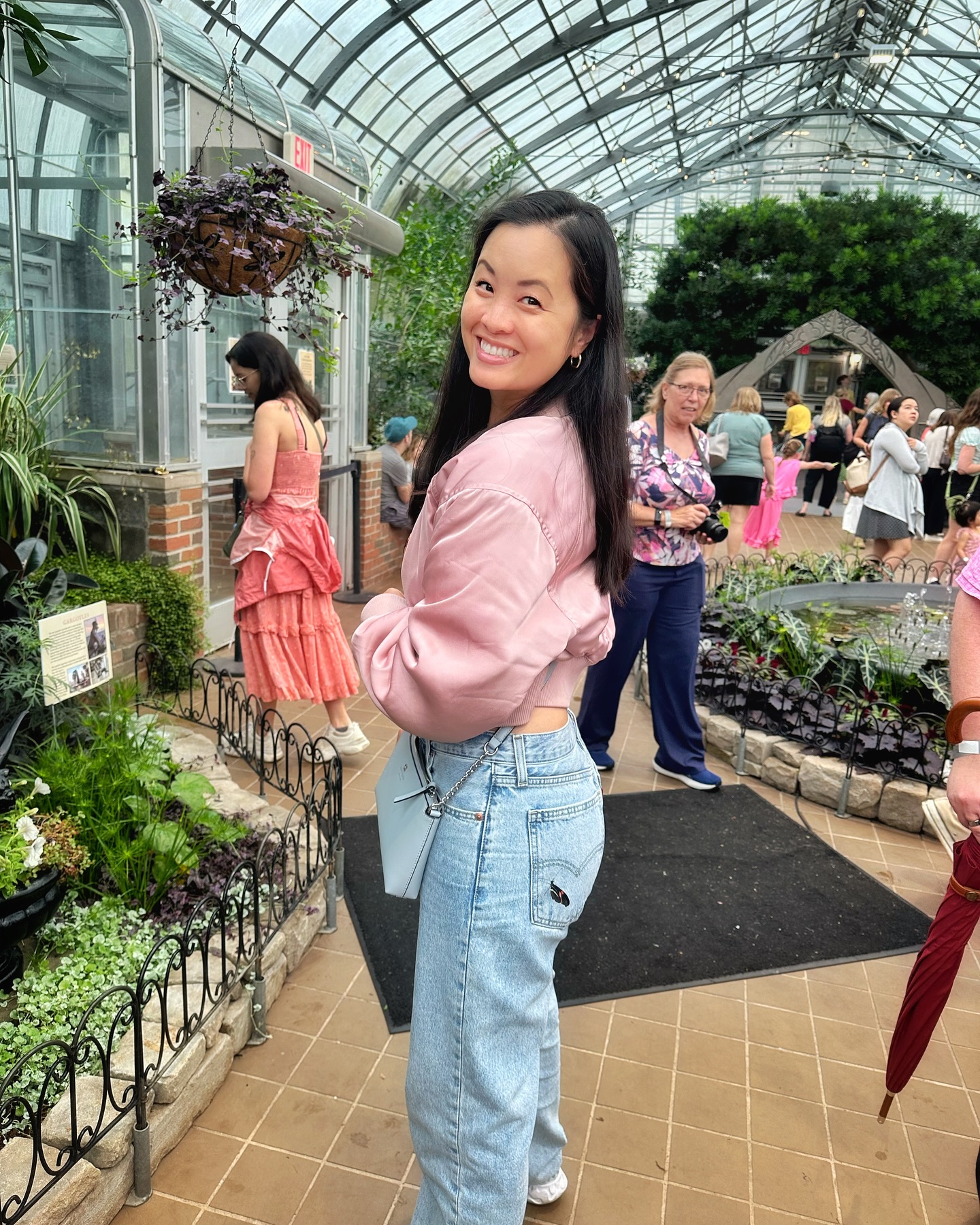 Is this where the 🦋 tattoo goes? 😂
#Butterfly #ButterflyGarden #KrohnConservatory #ThingsToDoInCincinnati #Wanderlust