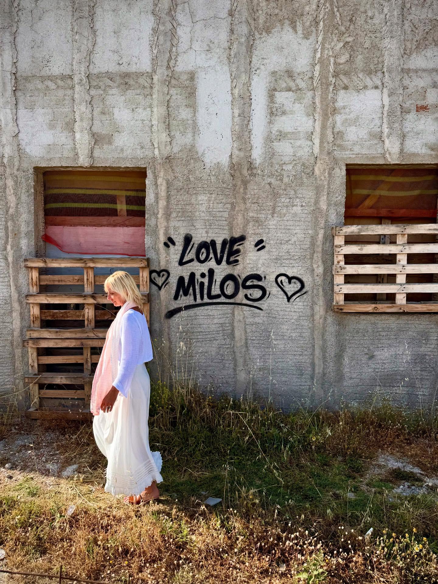 Hard not to…🩵
PC @mrhardy
.
.
.
.
.
.
.
#milosisland #milosgreece #greece #travelnow