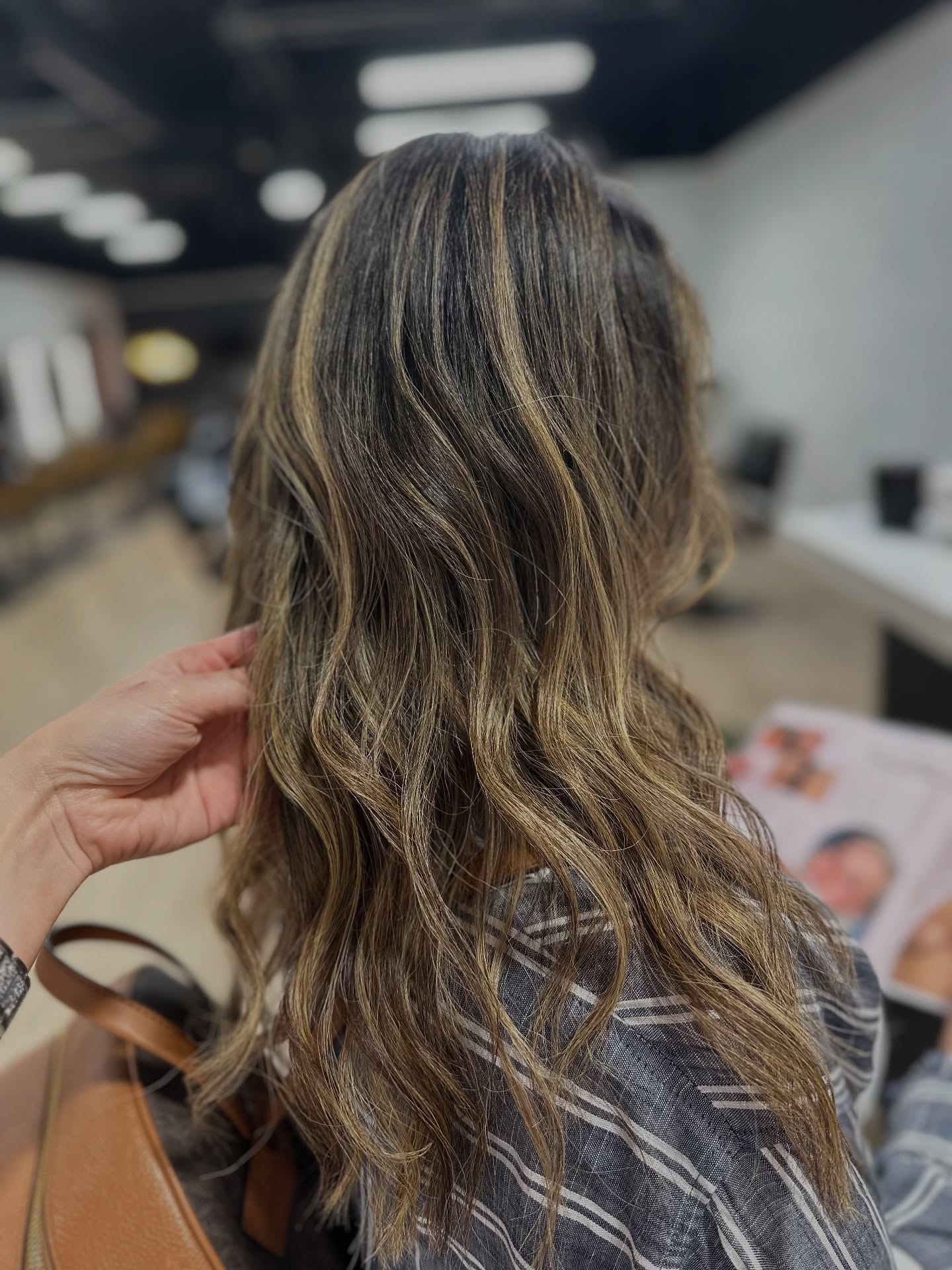Gorgeous hair done by @hairbyheather294
She is now taking on new clients!!! We are so excited to her join Riot with her 14+ years experience you cannot go wrong!
Click the link in bio to book today!
#hair #dimensional #stylist #riotsalon