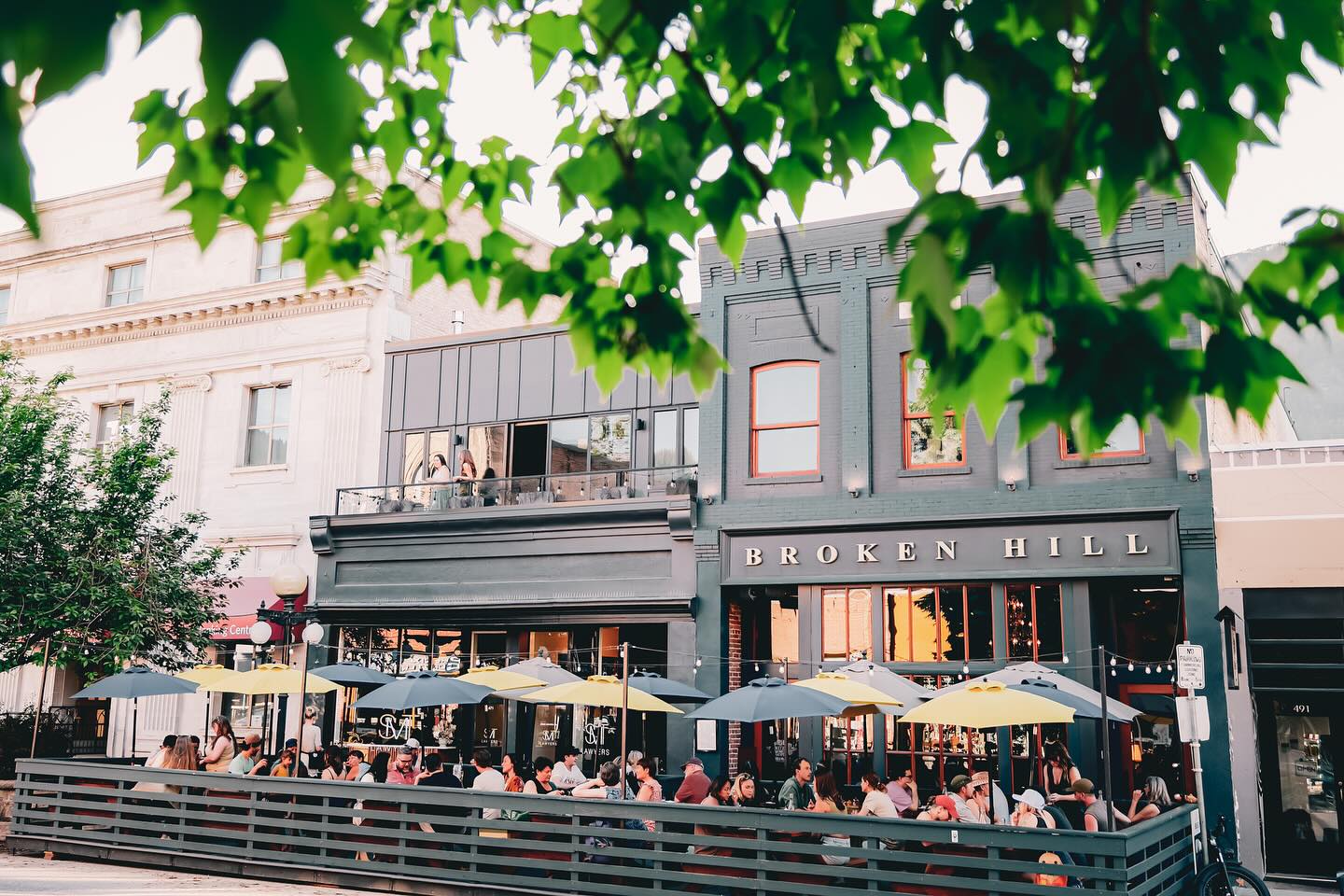 Patio Sundays w/ Hip Hop Brunch 11-3 and smoker offerings 5-close. Hello Summer🌞