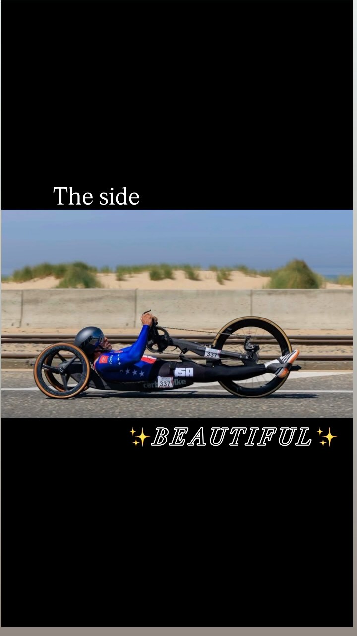 Wearing the #starsandstripes🇺🇸 is beautiful from every angle!!