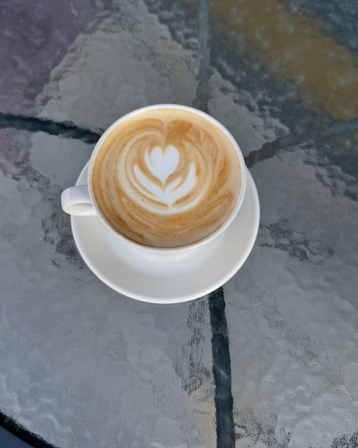 Imagine waking up at Fonnenta✨
The sun gently peeks through your window, and your day begins with the aroma of fresh coffee and a delicious breakfast from @gourmet_coffee ☕️
This is the kind of morning you truly deserve.
Book your room at @fonnentalhotel_tallinn and treat yourself to real comfort.
And we’ll be right there to make your day perfect 💛