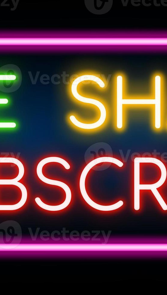 Why you need to invest in a website as a business.
#marketing #smallbusiness #strategy #brand #marketingdigital #startup #business #standout #customerfocus