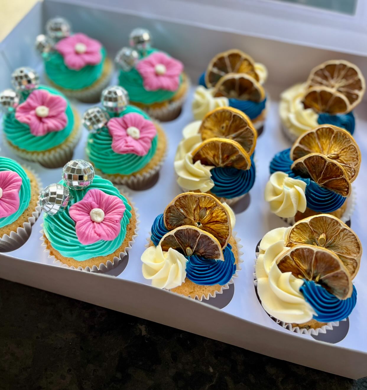 When the baby shower theme is Mamma Mia/Greece inspired 🪩
.
.
.
#cupcakes #cupcakedecorating #cupcakesofinstagram #mammamia #greece #bakersofinstagram #baker #buttercream
