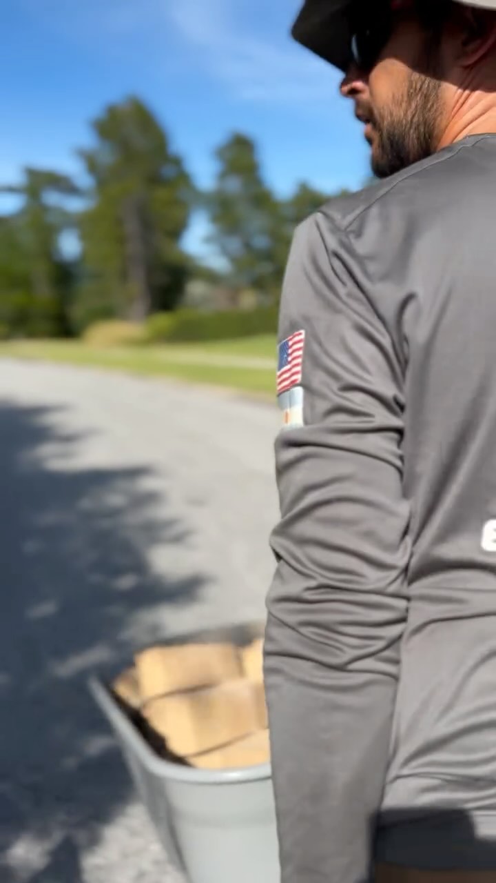 🧑🏻🌾🧱
#lawncareservice#lawncareservices#lawncarelife#lawnmaintenance#lawnmaintenanceservice#orlandofl#orlandoflorida