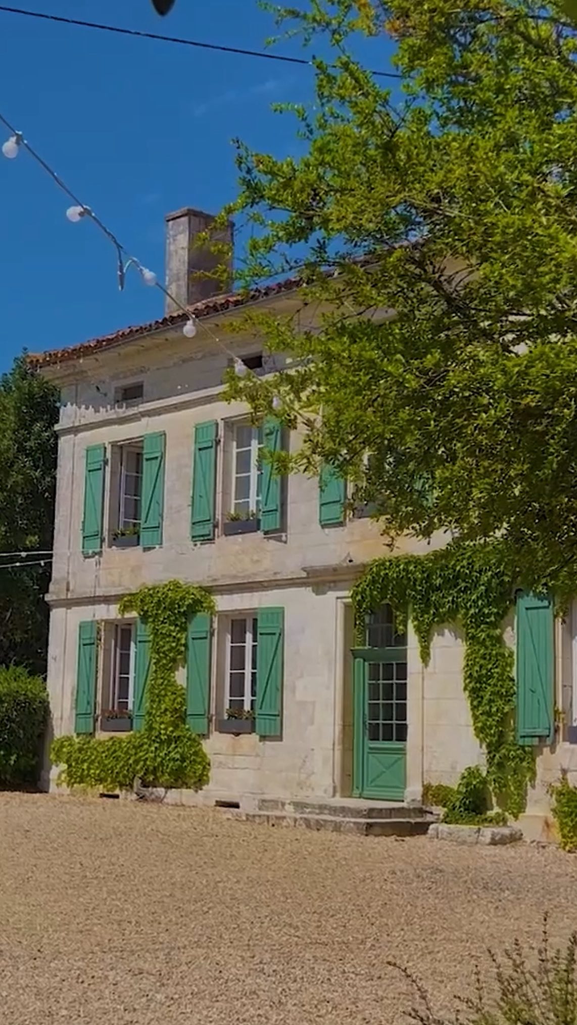 What we get up to during wedding prep. We film loads of fun moments during this time as this is the only time of the day you don’t get to see each other. Always a lovely surprise for you both when you receive films like these.
Filming for Memories 💛
Venue @manoirdelongeveau
Planner @plhweddingsinfrance for @marrymeinfrance.
Photographer @joshuathursby.weddings
Hair @weddinghairdordogne
Makeup @skin23_mua
Celebrant @helenlebreso
Flowers @lesfleurscoupees
#weddingvideofrance #weddingsouthwestfrance #weddingfilmfrance #chateauwedding #marrymeinfrance #chateauweddingfrance #perfectlittlewedding #contentcreator #contentcreatorfrance