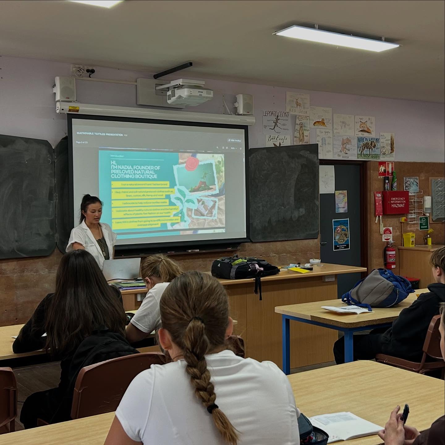 Sharing my joy of sustainable fashion and reducing textiles waste with my presentation for the high school students @perthwaldorfschoolwa
Sharing leaders of innovative textiles waste solutions @upparelofficial @junele.sandra @studio_thimbles @lindyfrayne @rcycl
Here are some of the PowerPoint slides from my presentation 😊🌸🙏🏻
#perthisok #perthlife #perthhealth #perthmumsinbusiness #perthhealthybiz ##perthtodo #soperth #waronwaste #perthisok #perthmums #sustainablefashion #saveearth #earthfocus #newearth #newearthcodes #perth #perthmarkets