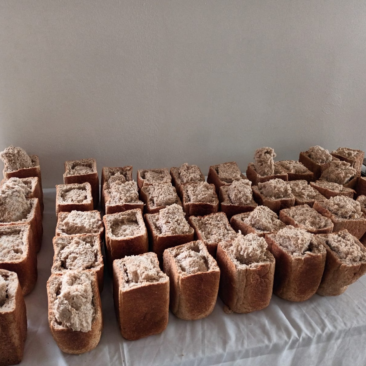 🌧️🍛 Rainy days hit differently when there’s a warm meal waiting.
Today we served up comforting curry and fresh bread — simple, hearty food to warm the body and soul.
Because no one should face the cold or hunger alone. 💛
#ThembaHub #ServingHope #RainyDayRelief #CurryAndCare #feedthecommunity