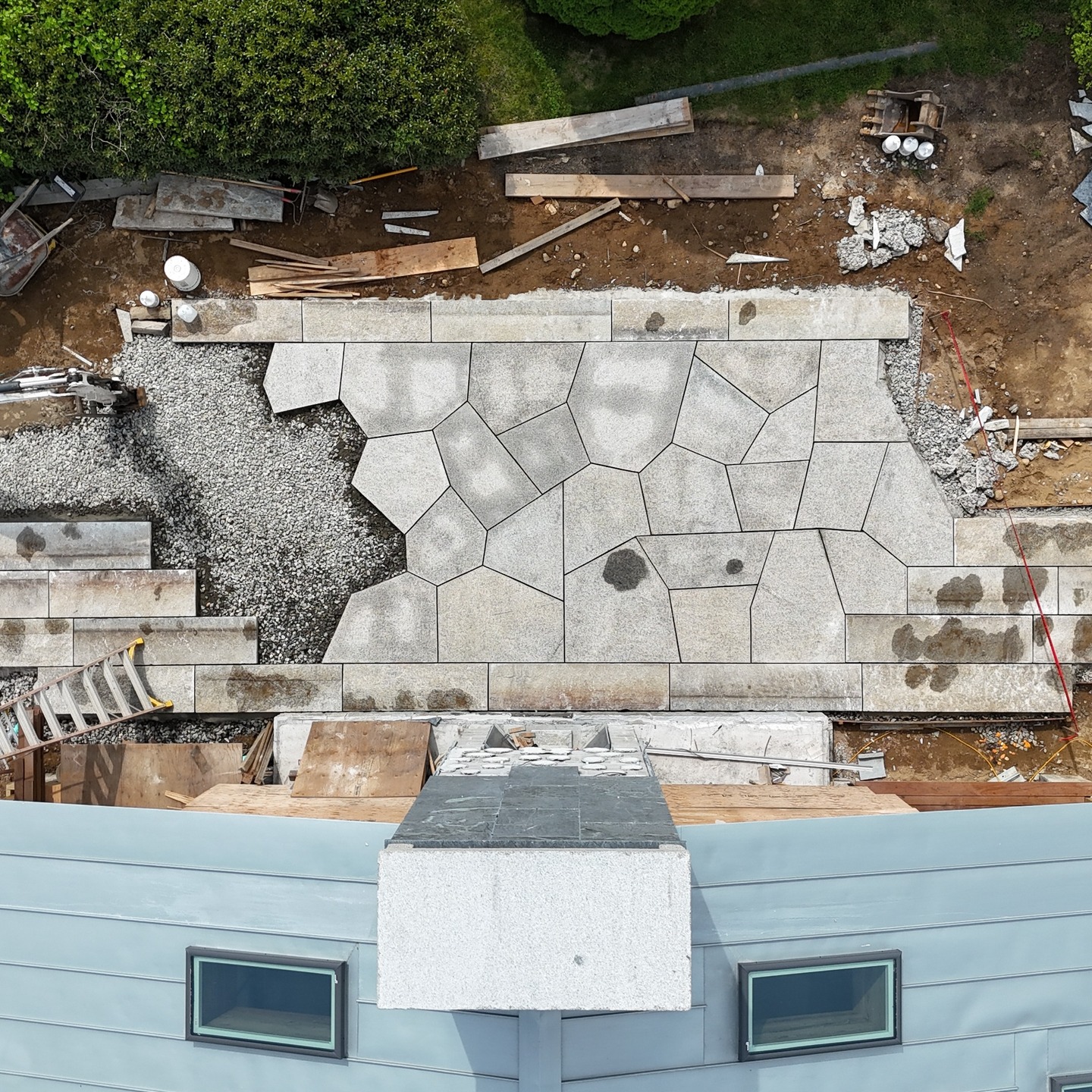 Reclaimed granite bands contain a geomorphic mosaic of native granite, a purposeful contrast to existing bluestone, at our Madison beachfront property with @seabird_architects. A new, modern home will now be connected to an existing residence for family enjoyment for years to come.
@novakbrotherslandscapingllc #madisonct #ct #hardscape #ctlandscapearchitecture #landscapearchitecture #triplettdesignstudio #landscape #gardendesign #masonry #stonemasonry #gardeninspiration #gardeninspo #gardensofct #senseofplace #gardensofinstagram #landscapedesign #granite #reclaimedcurbing #geomorphic #deancardasis