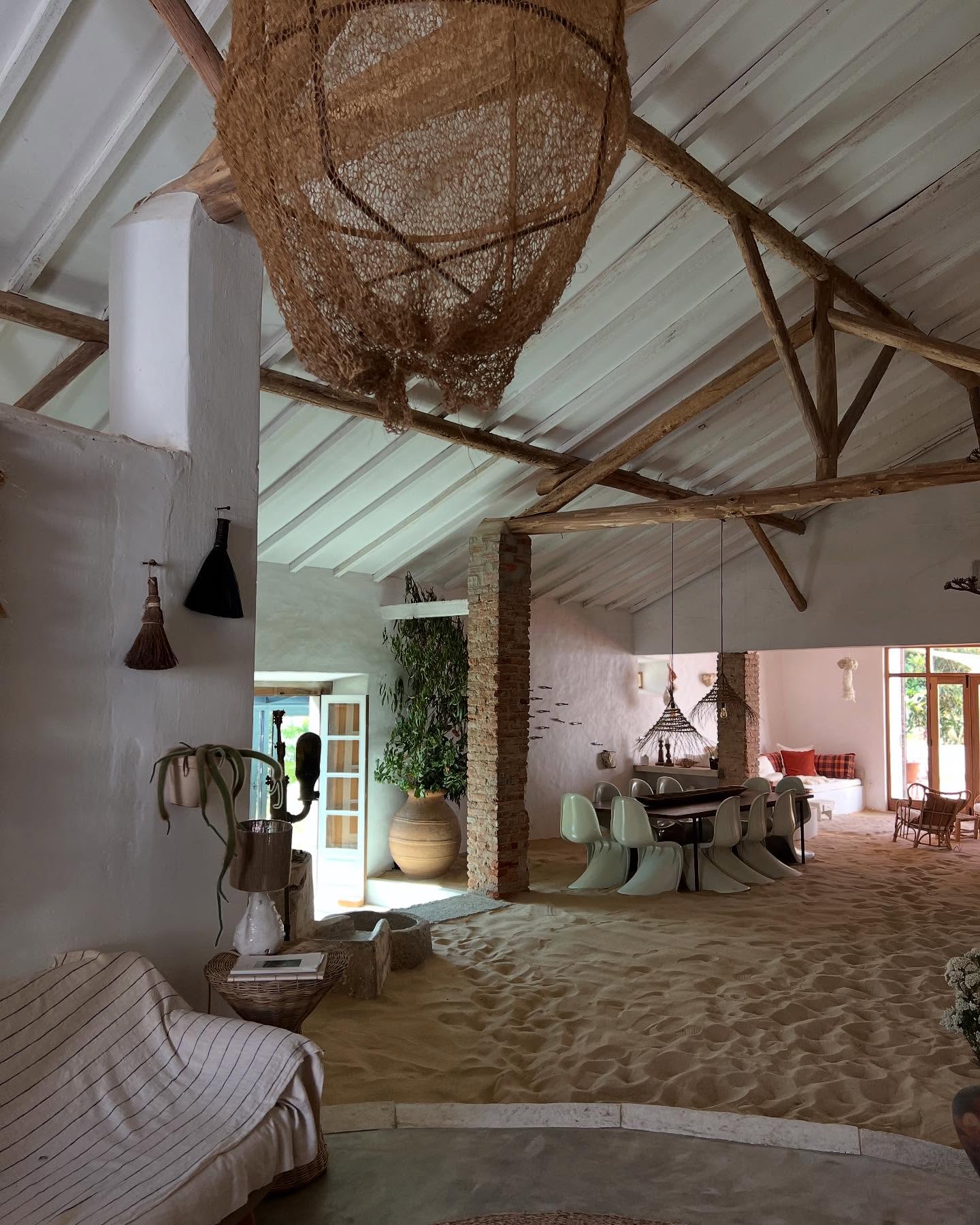 Enjoying life for mom’s birthday 🌞
#casatudobem #tudobem #guesthouses #portugal #obidos #hollidaysportugal #slowlifestyle #tableset