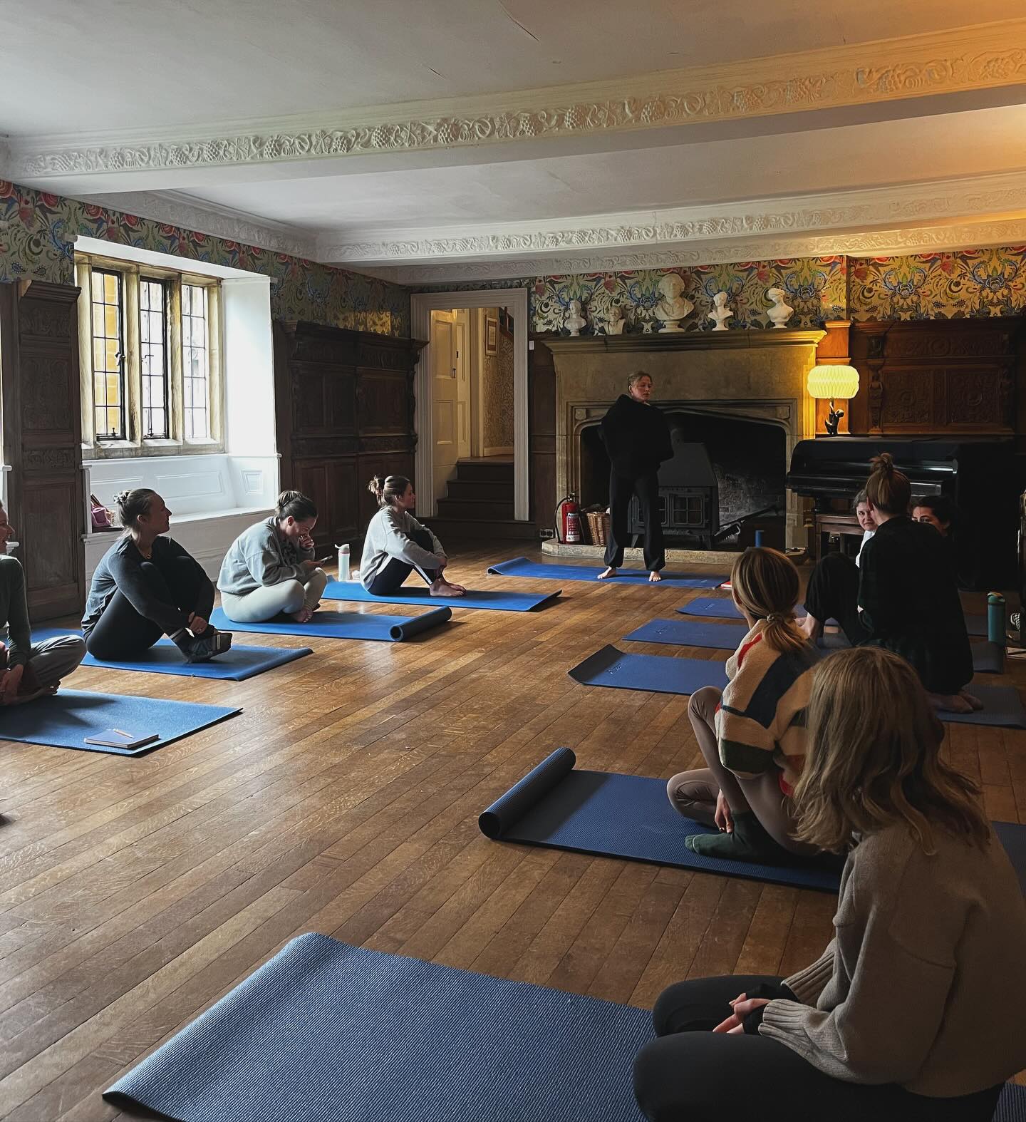 We recently had a group staying at the manor for a yoga retreat. They fully embraced our serene garden and ballroom for their sessions and were thankfully granted with lovely weather too.
With ample space, Symondsbury Manor is an ideal venue for retreats and can host a variety of group activities.
For more information about hosting a retreat at the manor please get in touch by contacting peter@symondsbury.com
#symondsburymanor #symondsbury #dorset #bridportholidays #bridportlife #bridportdorset #jurrasiccoast #dorsetcoast #countryholidays #countryholidaysuk #englishmanorhouse #englishmanors #englishmanor #englishmanorhousestyle #selfcateringaccommodation #selfcateringholidays #selfcateringholidaysuk #selfcateringholidaysdorset #dorsetholidays #uniqueholidayrentals #holidayrentalsuk #retreatvenues #retreatspace #yogaretreat
