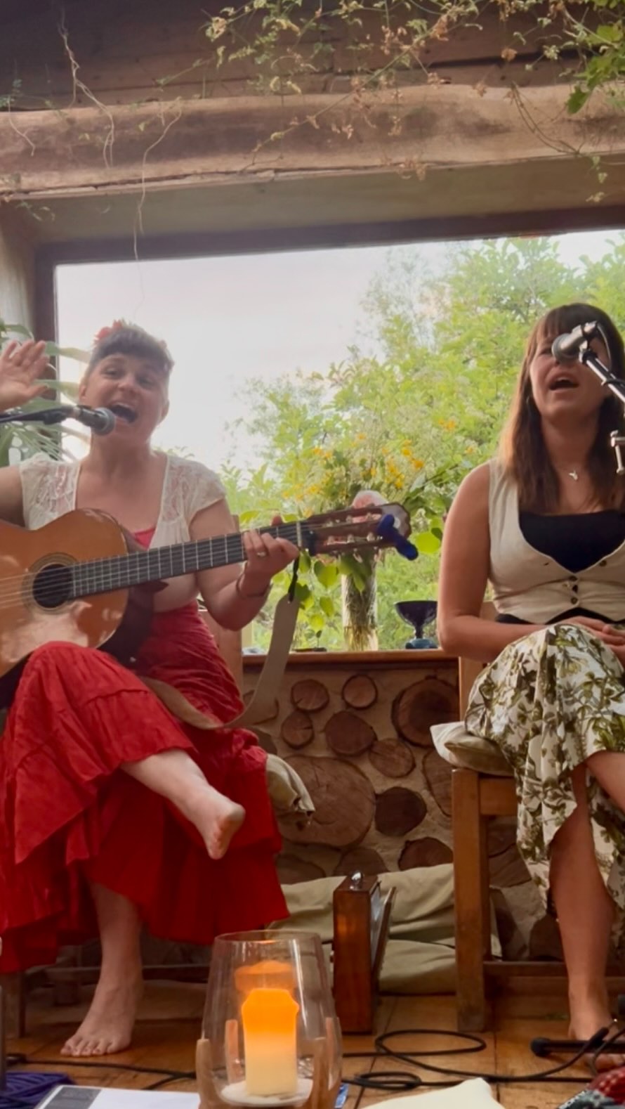 I must wear a different outfit at my next gig! Tomorrow! Sacred Wild festival near Frome. (Link for tickets in bio)
Can’t wait to attend this lush one day-er with cacao ceremony, kundalini yoga, wild swimming, mushroom medicine talks, Kirtan, lush music, breathwork and much more.
This footage was taken by my daughter at the gig I did with @jya.raine at Avalon Permaculture Gardens recently. Thanks all for coming and filling our greenhouse with love and song. So beautiful to see and hear you all singing along to my songs- literally my fav thing ever!
Come and join in tomorrow too!!
#sacredwildfestival #sacredcircle #wildswimming #kundaliniyoga #festivalseason #consciousdance #mushroommedicine #gardeningforwellbeing